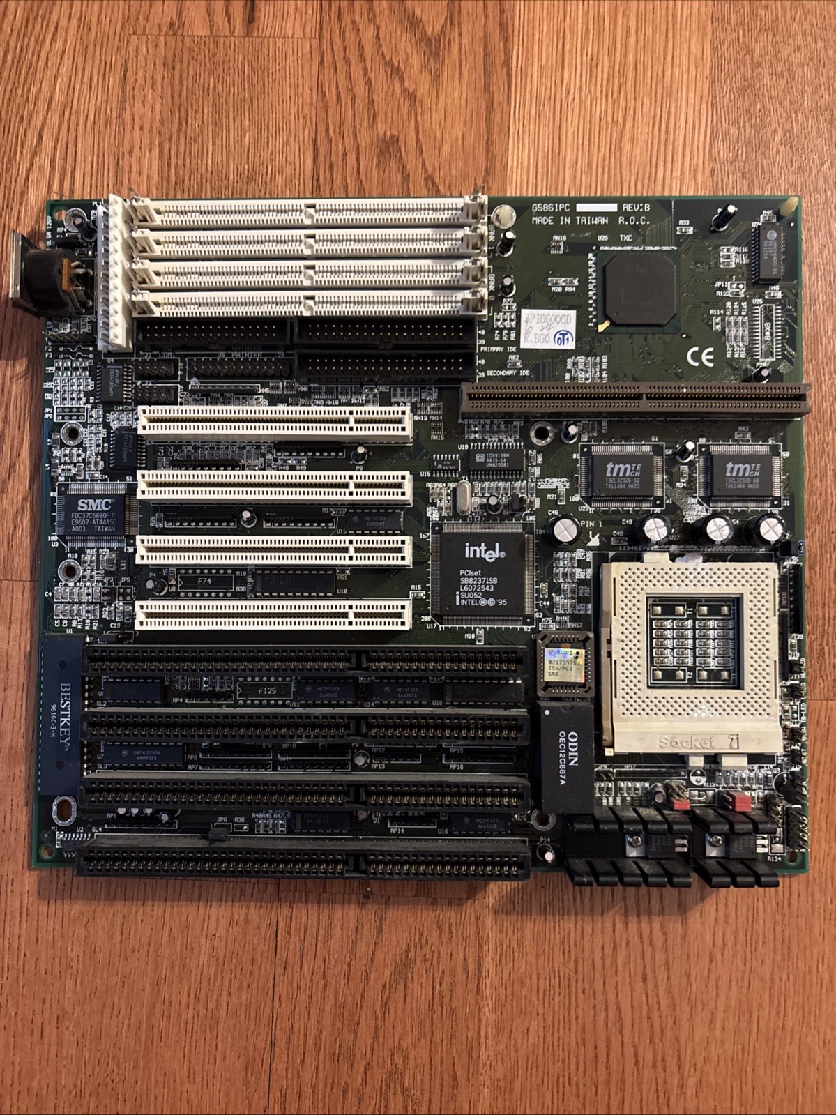 Socket 7 Intel Pciset Award bios 1995