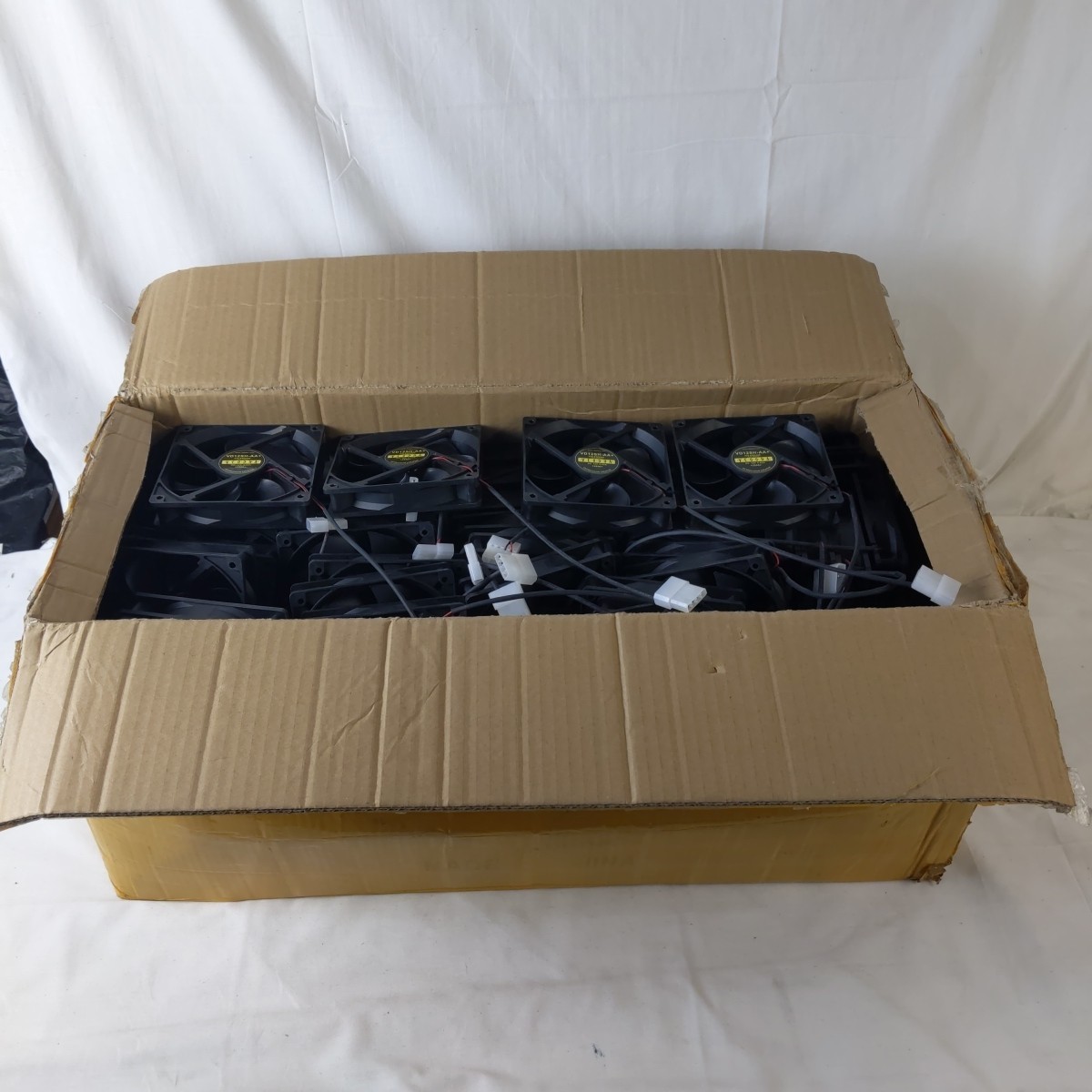 40 Pack Veddha ICE ENGINE 120mm Fan 2800RPM High speed VD12SH-AA+
