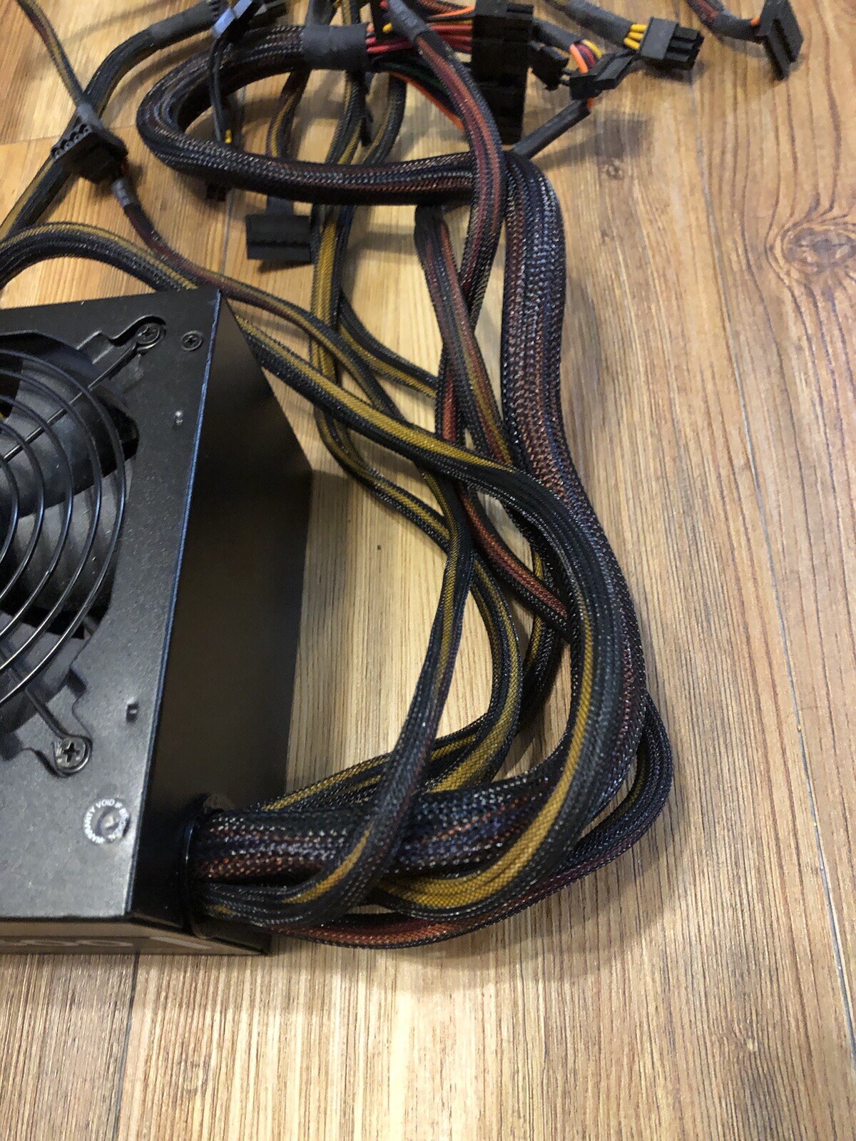 Corsair CX600 Model 75-001668 NOT WORKING PARTS ONLY
