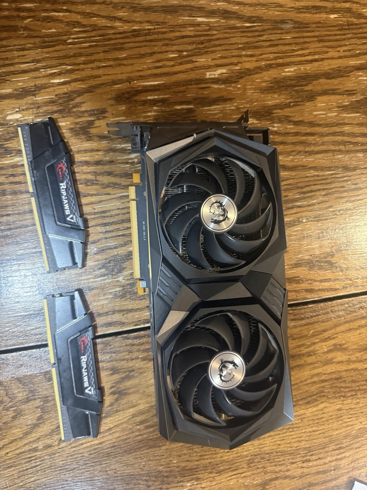 MSI Gaming GeForce RTX 3060 Ti LHR 8GB GDRR6 256-Bit with ram bundle ￼