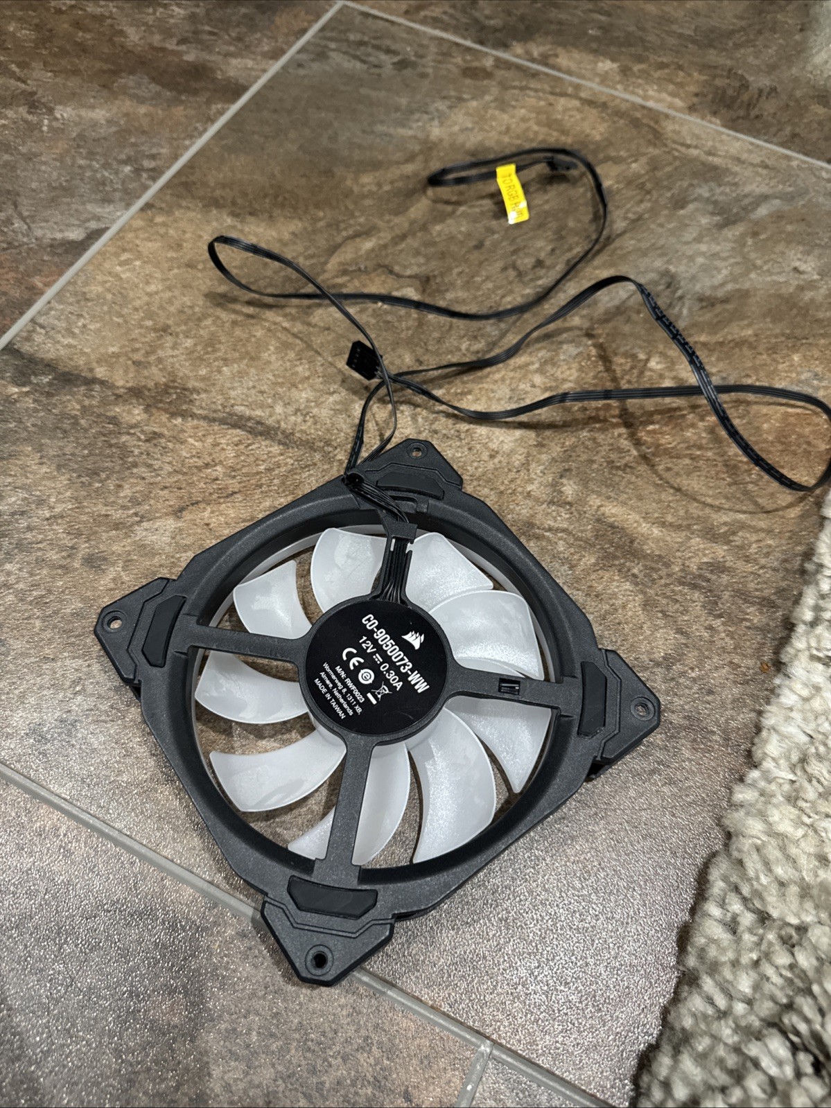 Corsair LL Series LL140 RGB 140mm RGB LED Cooling Fan – Black (CO-9050073-WW)