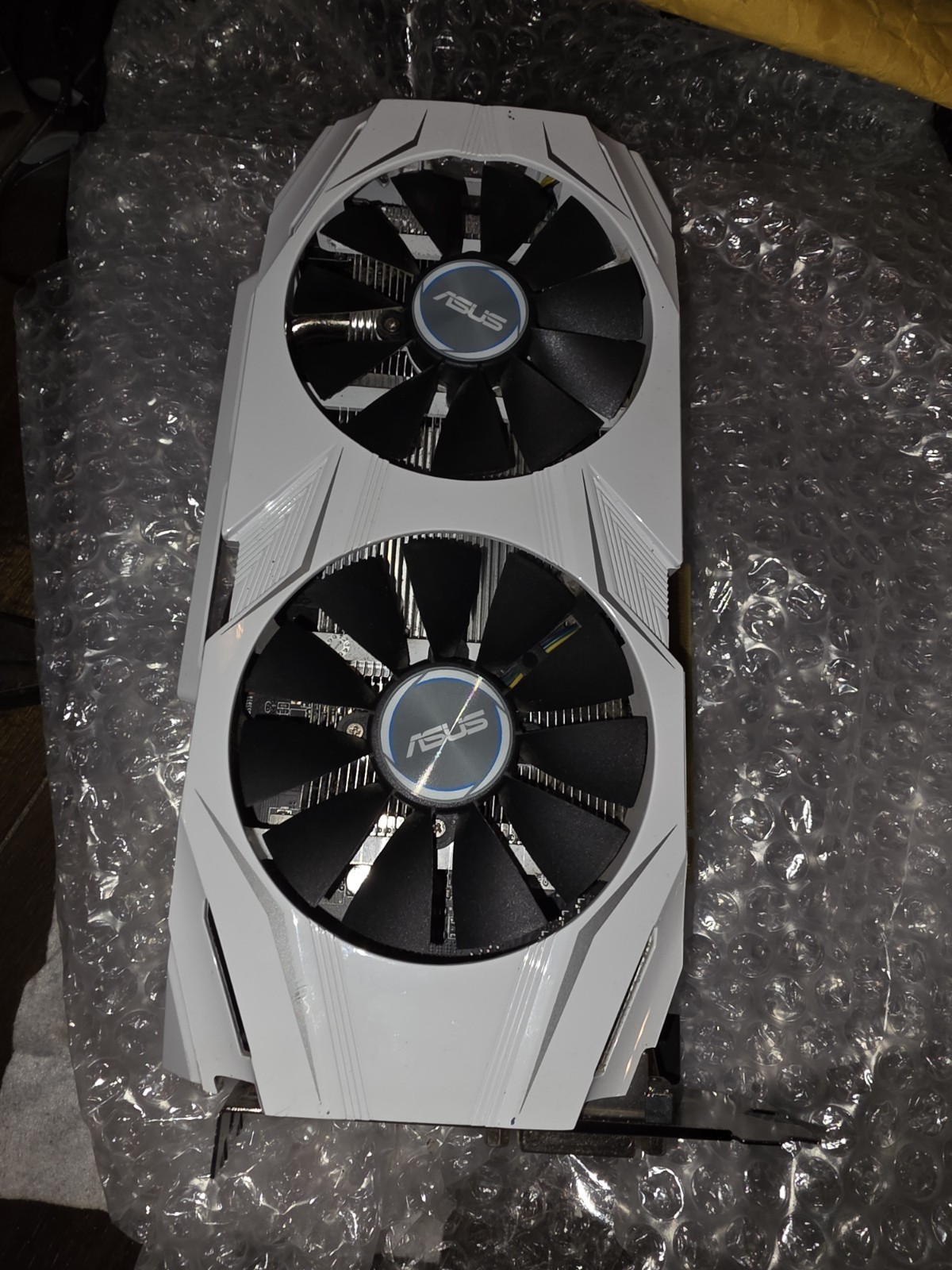 ASUS Dual GTX 1060 3GB White Edition Graphics Card Tested Working