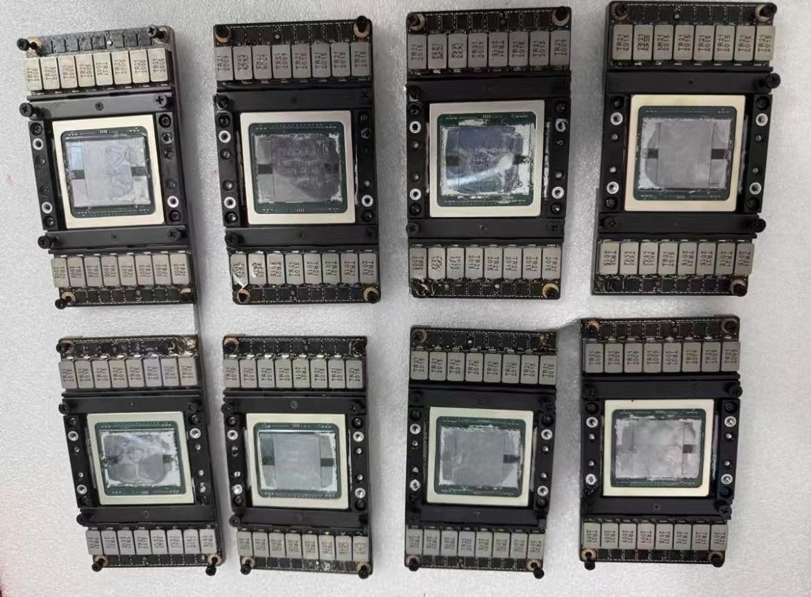 NVIDIA TESLA V100 SXM2 32GB GPU 699-2G503-0203-200 Graphics Accelerator