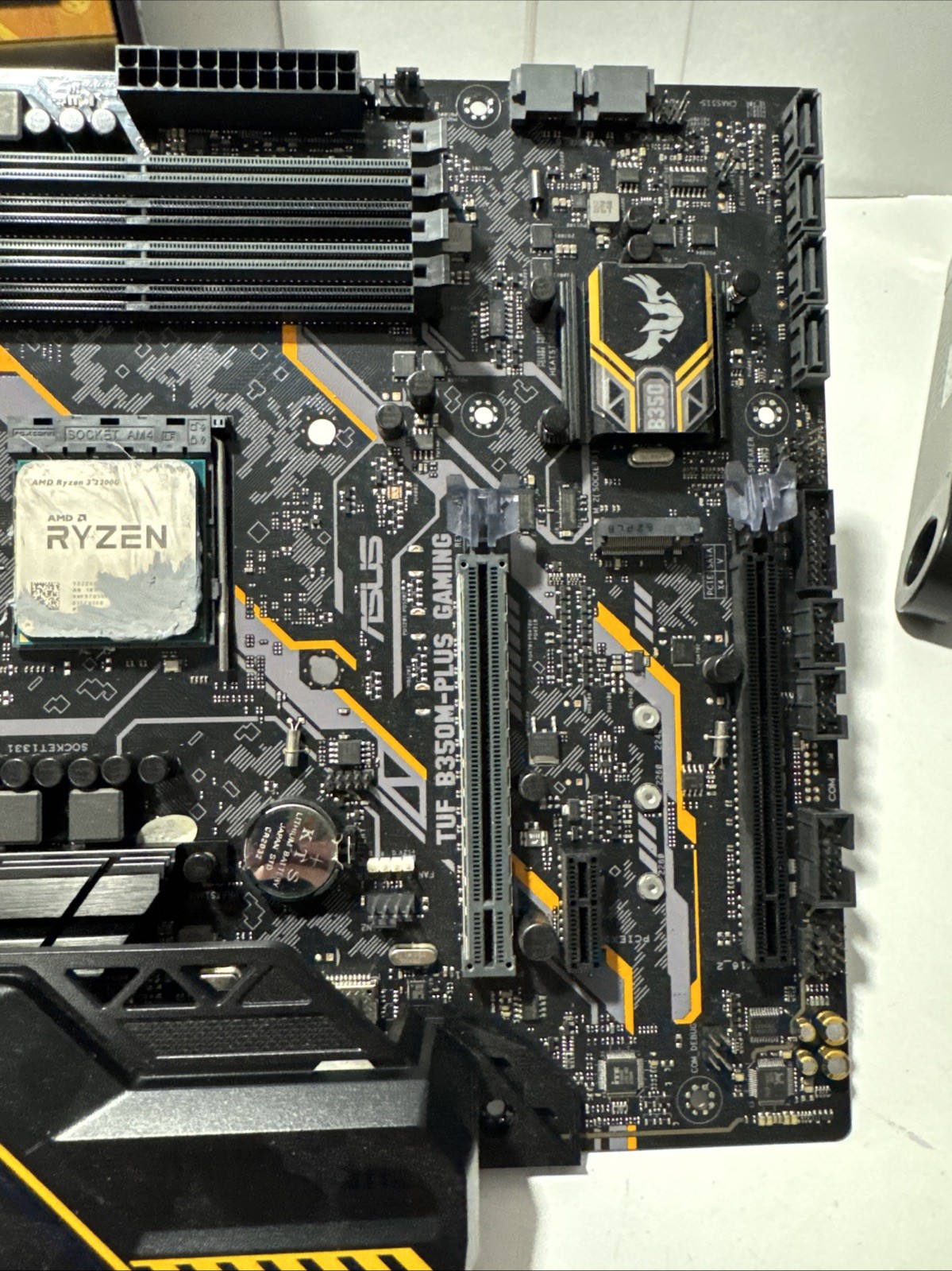 ASUS TUF B350M PLUS GAMING motherboard AM4 DDR4 64G DVI (AMD RYZEN 3 2200G)