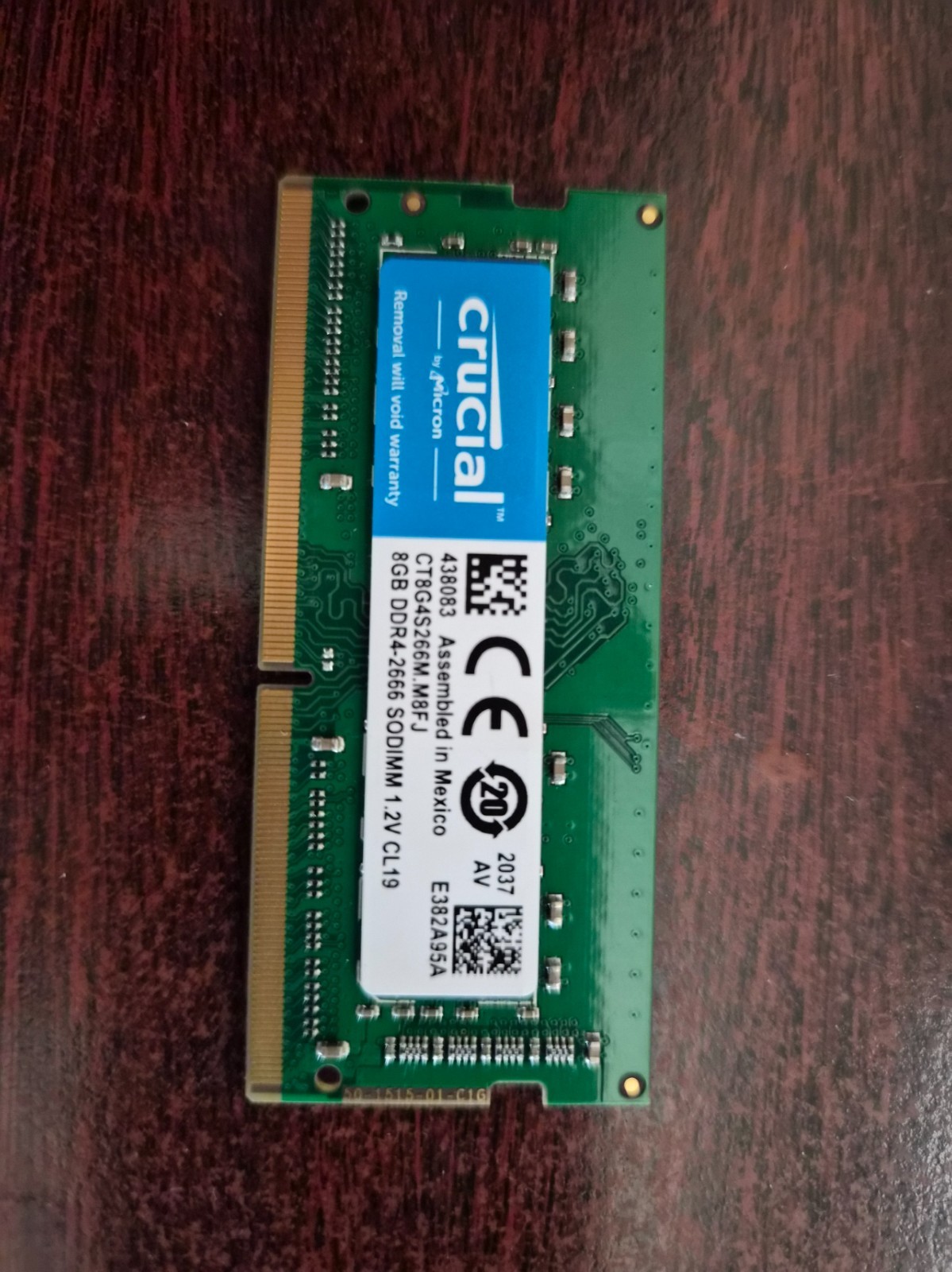 * Crucial 8GB DDR4 2666MHz PC4-21300 Laptop RAM SO-DIMM, CT8G4SF266.M8FJ