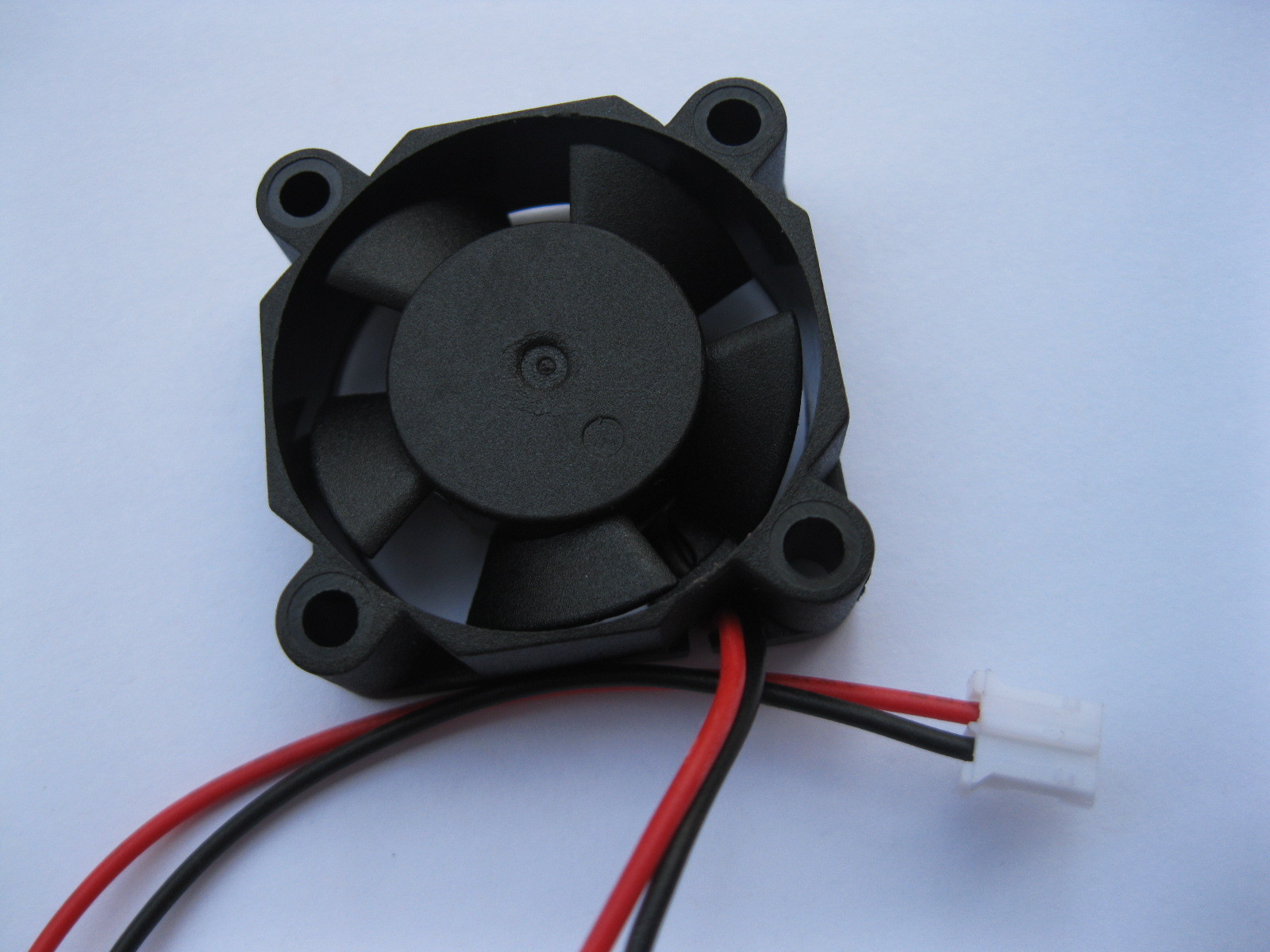2 pcs Brushless DC Cooling 5 Blade Fan 3010S 12V 30x30x10mm Sleeve Bearing 2pin
