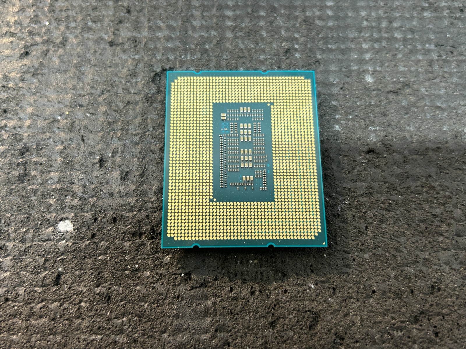 Intel® Core™ i5-12600K 10-Core 2.80 GHz Processor LGA1700 16 THREADS SRL4T