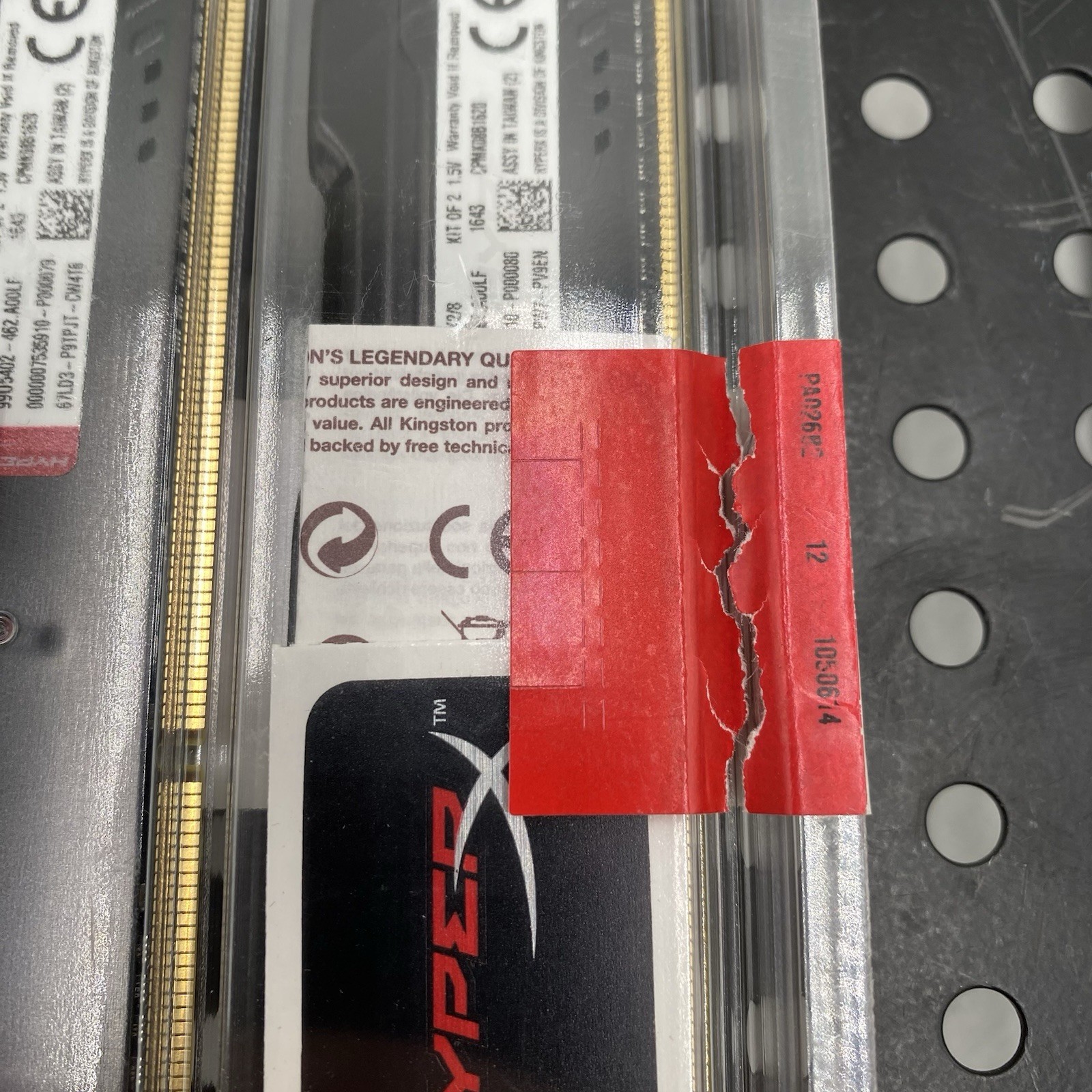 LOT OF 2 HYPERX 8GB MEMORY KIT DDR3-1333 CL9 240