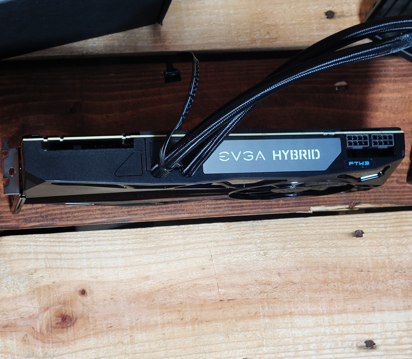 EVGA Nvidia GeForce RTX 2080 Ti FTW3 ULTRA HYBRID Liquid Cooled Gaming GPU w/ OC