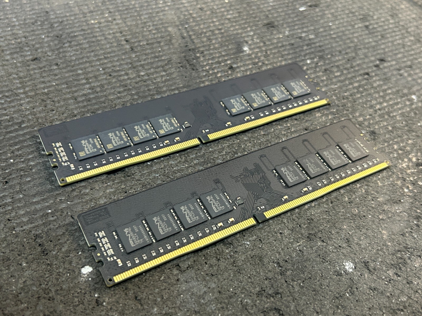 PNY DDR4 SDRAM 64GB (2x32GB) PC4-21300 288-Pin DIMM Desktop RAM