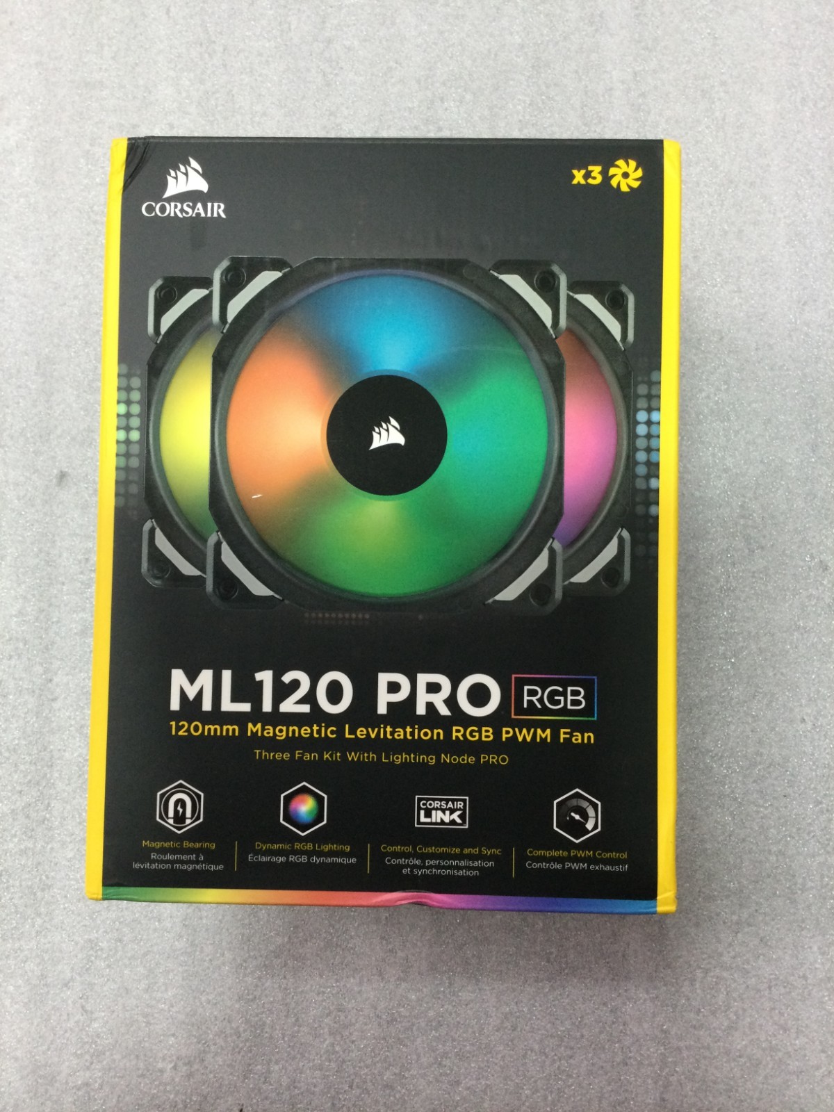 Corsair ML120 Pro RGB LED PWM Magnetic Levitation RGB Fan (3 Pack)-Open Box