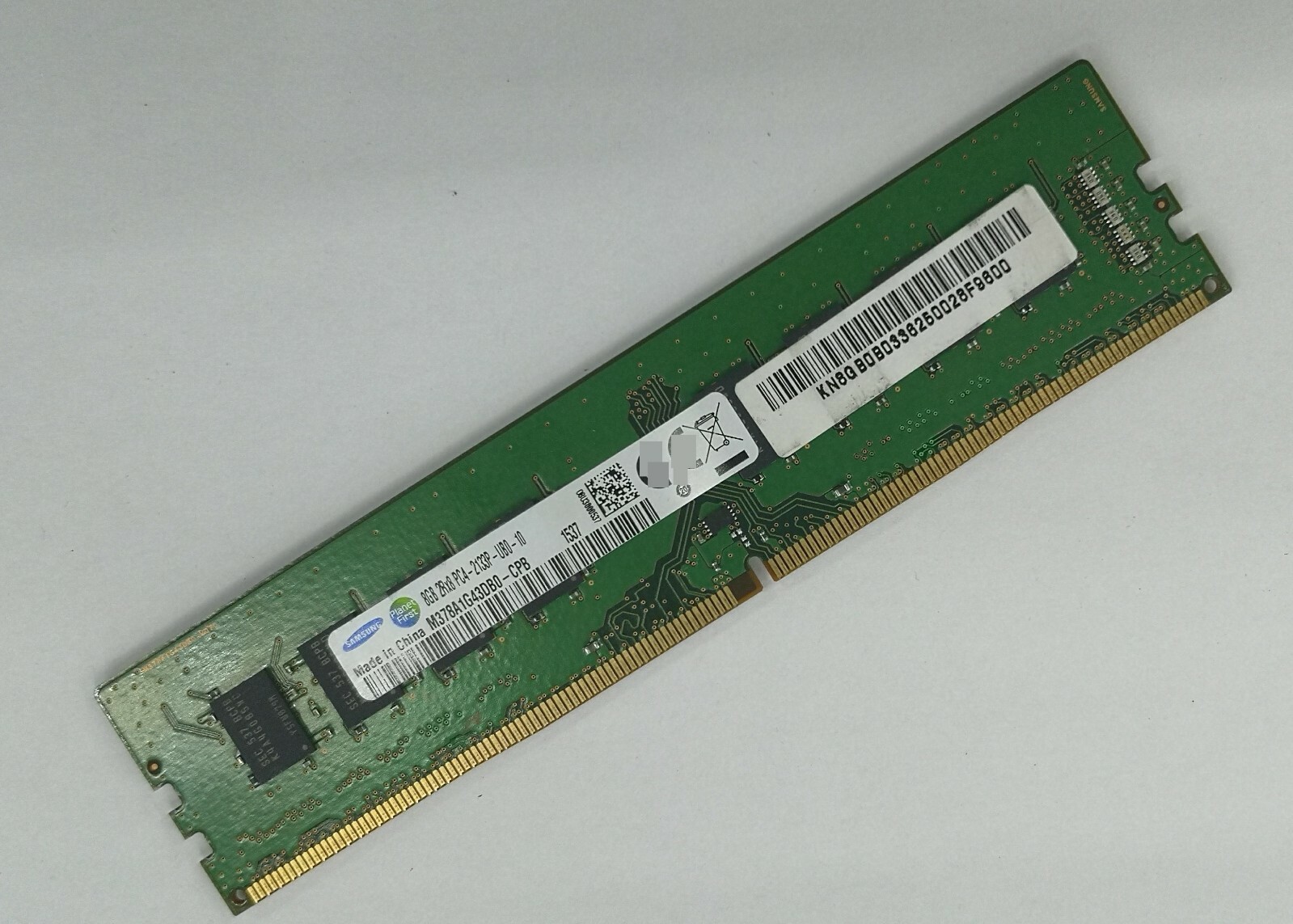 SAMSUNG 8GB DDR4 2133 2Rx8 PC4-17000 M378A1G43DB0-CPB 288pin Desktop DIMM RAM