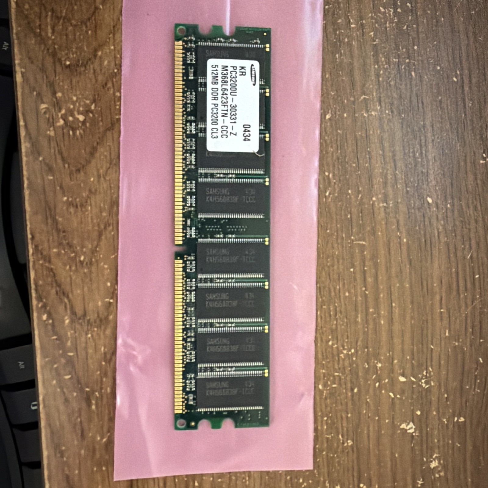 Samsung 512MB DDR1 DIMM PC3200 RAM PC3200U-30331-Z M368L6423FTN-CCC