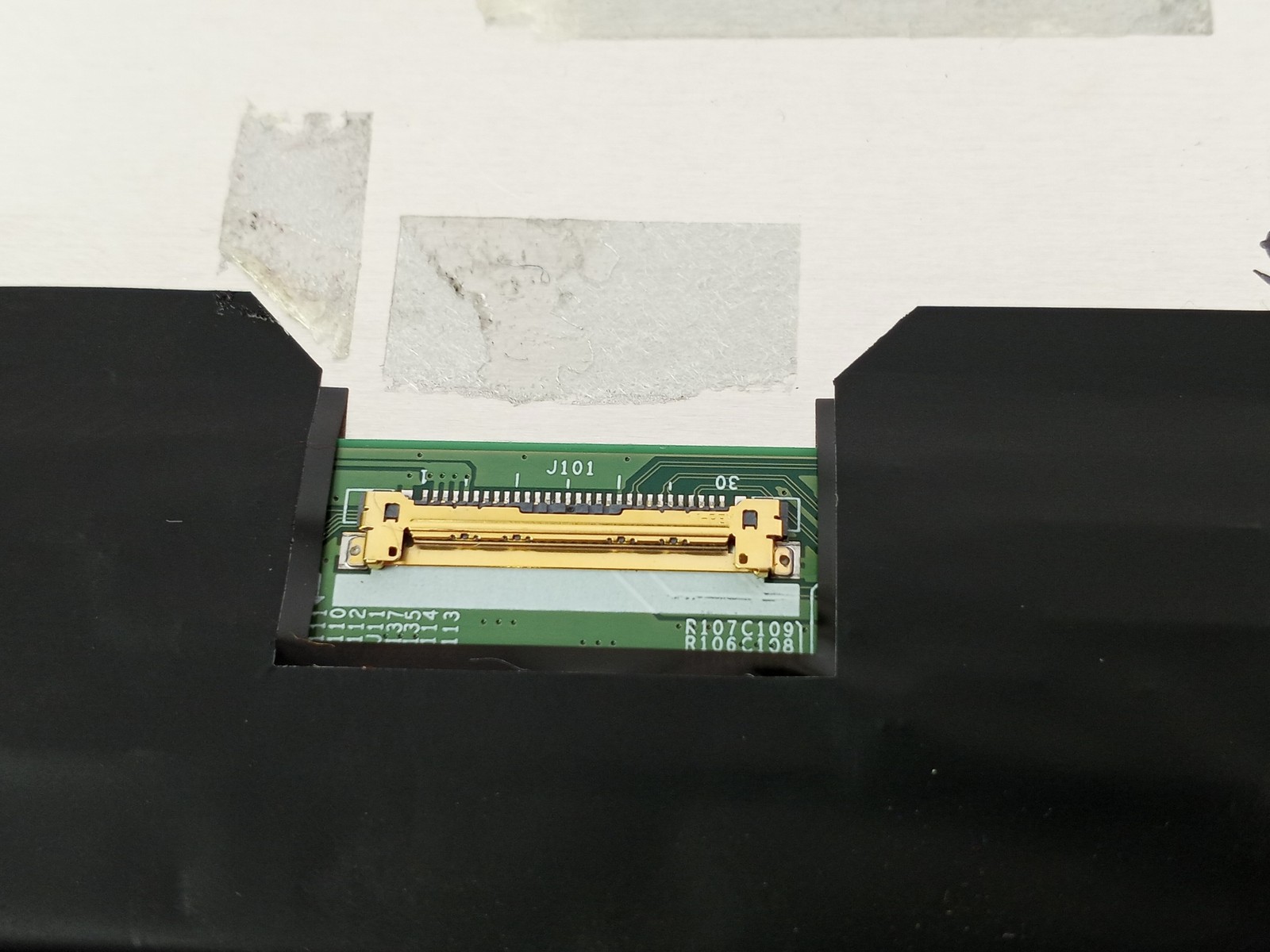 Dell Latitude 7390 2-in-1 13.3 in 30-Pin Glossy LCD Screen Assembly 3PC12
