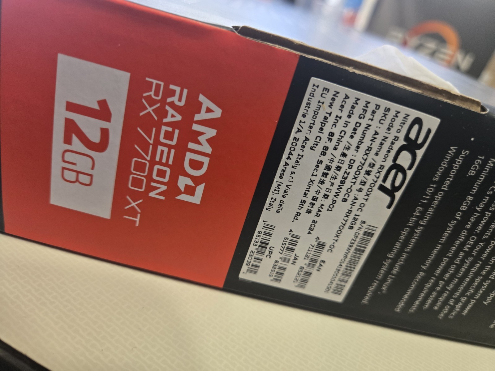Acer Nitro AMD Radeon RX 7700 XT Overclocking Graphics Card