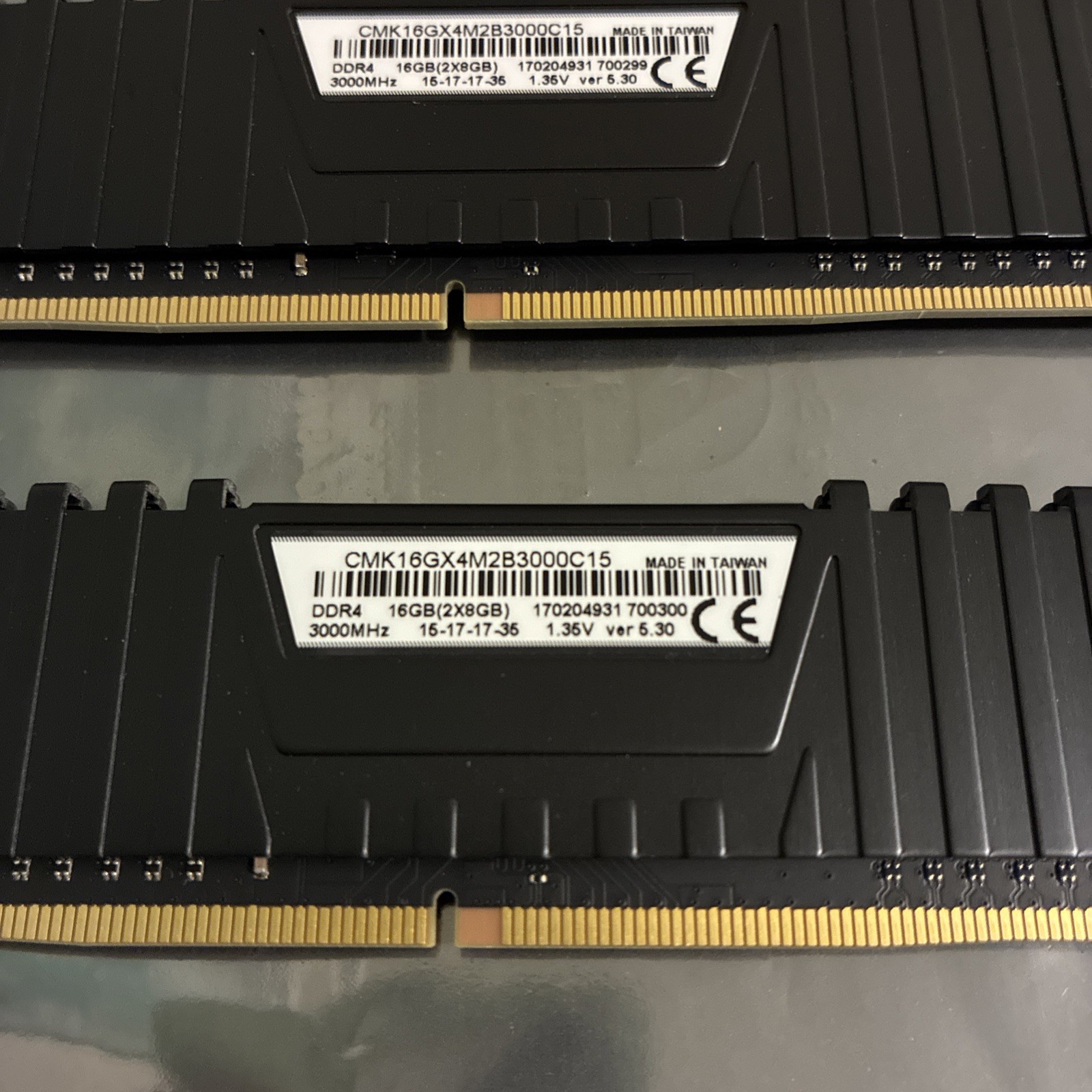 Corsair Vengeance LPX 16GB (2x8GB) DDR4 3000MHz CMK16GX4M2B3000C15 RAM Kit