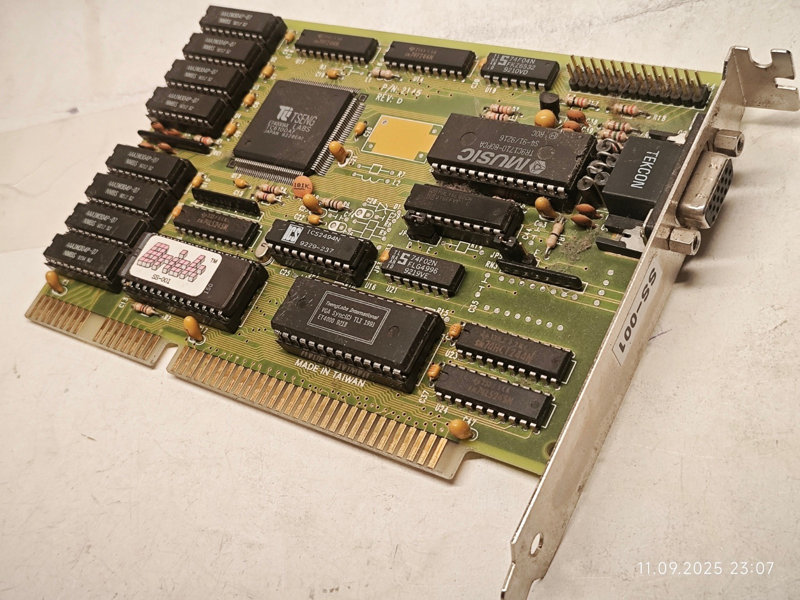 16-BIT ISA VGA Card Brick SS-001 P/N 2145 Rev D Tseng Labs ET4000AX 1 MB RAM