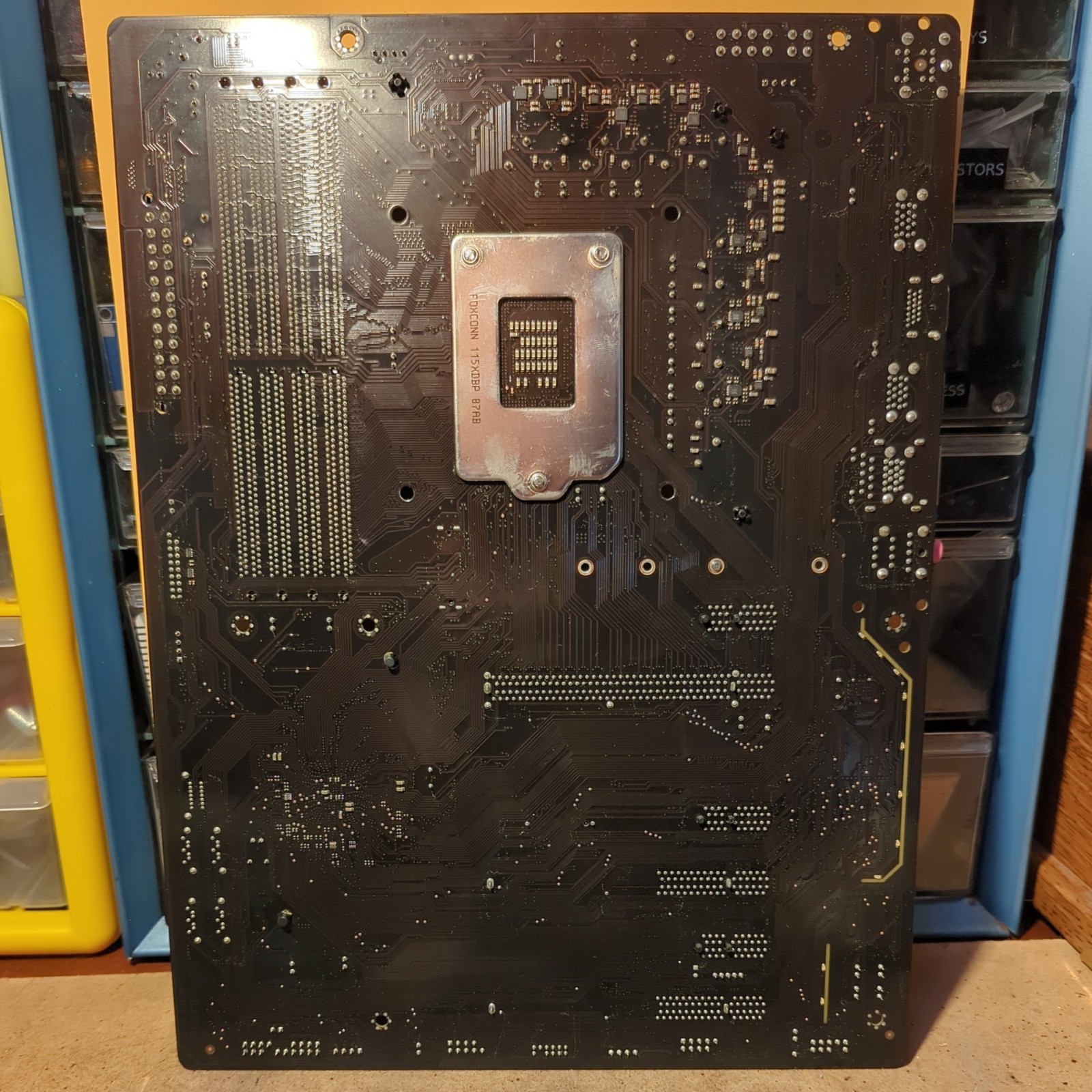 GIGABYTE Z390 UD LGA 1151 Intel Z390 300 Series SATA 6Gb/s ATX Intel Motherboard