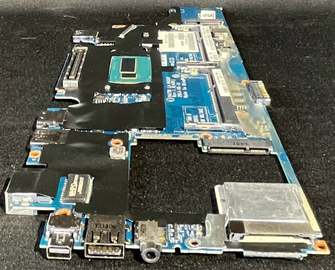 Dell Latitude E7240 Laptop Motherboard / Intel i3 – 4010U @ 1.7GHz / YMDG4