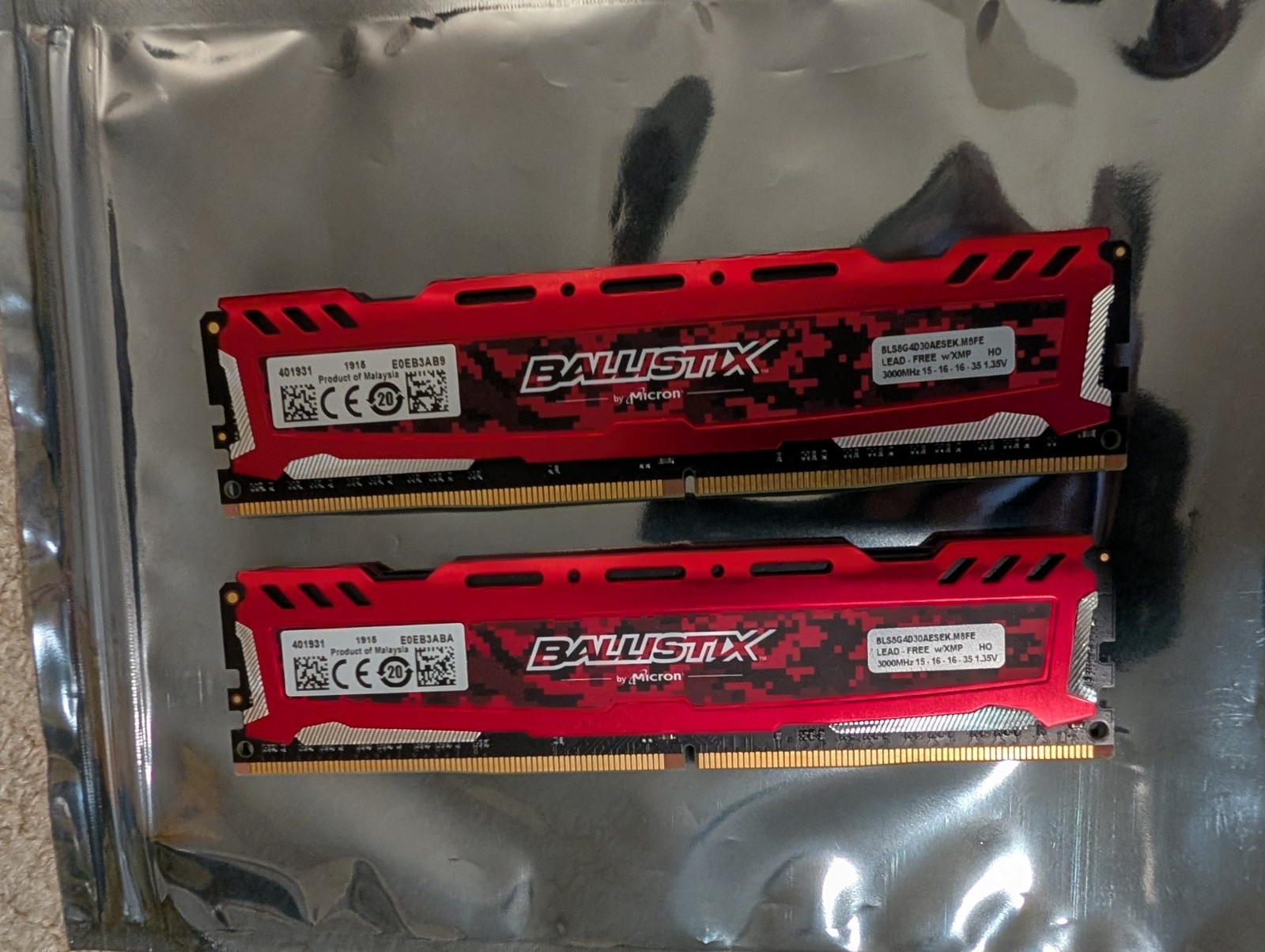 Micron Ballistix Sport LT Red 16GB (2x8GB) DDR4 RAM 3000MHz BLS8G4D30AESEK.M8FE
