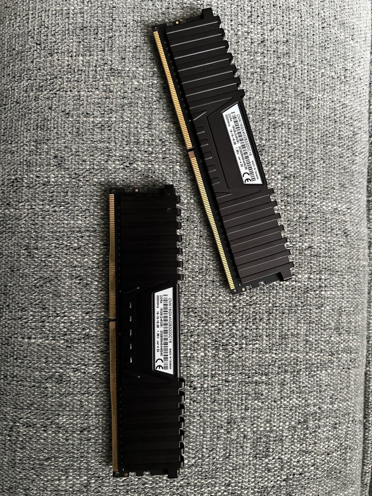 Corsair Vengeance LPX Desktop Memory 16GB (2x8GB) 3200MHz DDR4 C16 DIMM