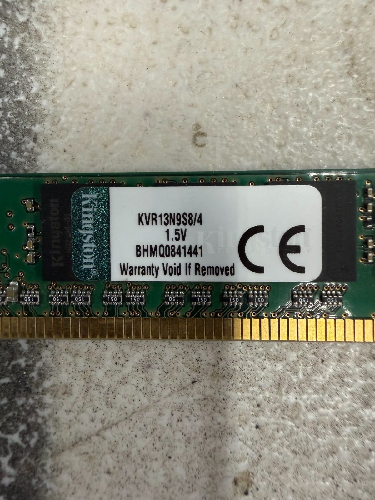 Kingston Technology KVR13N9S8/4 Memory Module, 4GB, 1333 MHz, 240-Pin DIMM