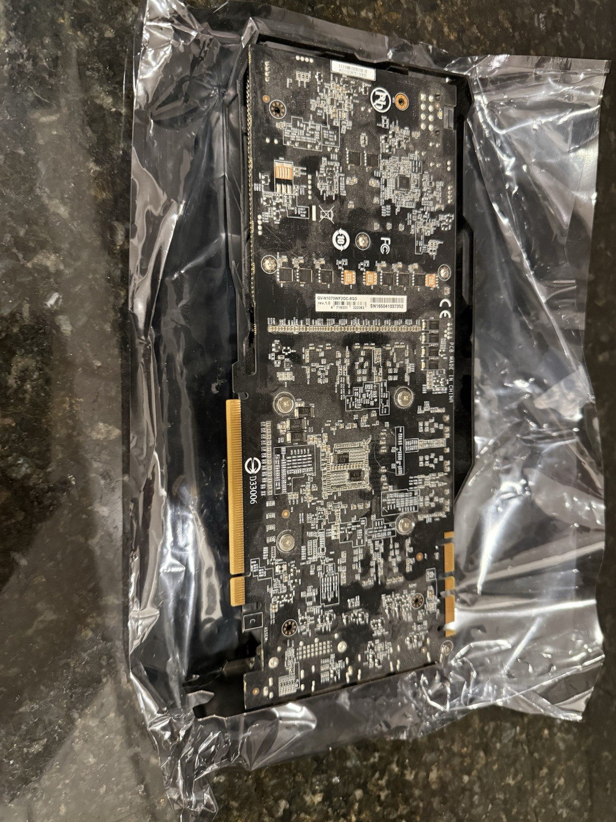 GIGABYTE NVIDIA GeForce GTX 1070 8 GB GDDR5 Graphics Card (GV-N1070WF2OC-8GD)