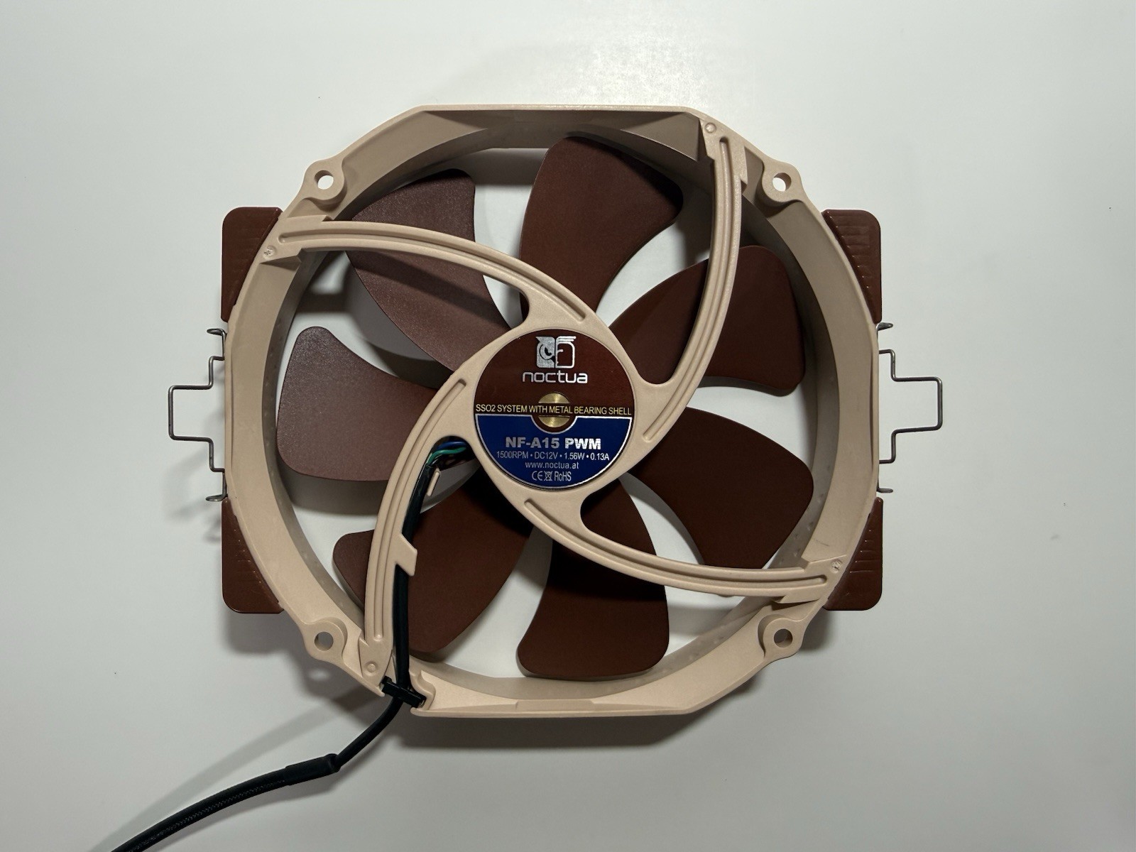 Lot of 2 Noctua NF-A15 PWM 140mm + (NA-YC1 Y-cable And Heatsink Brackets)
