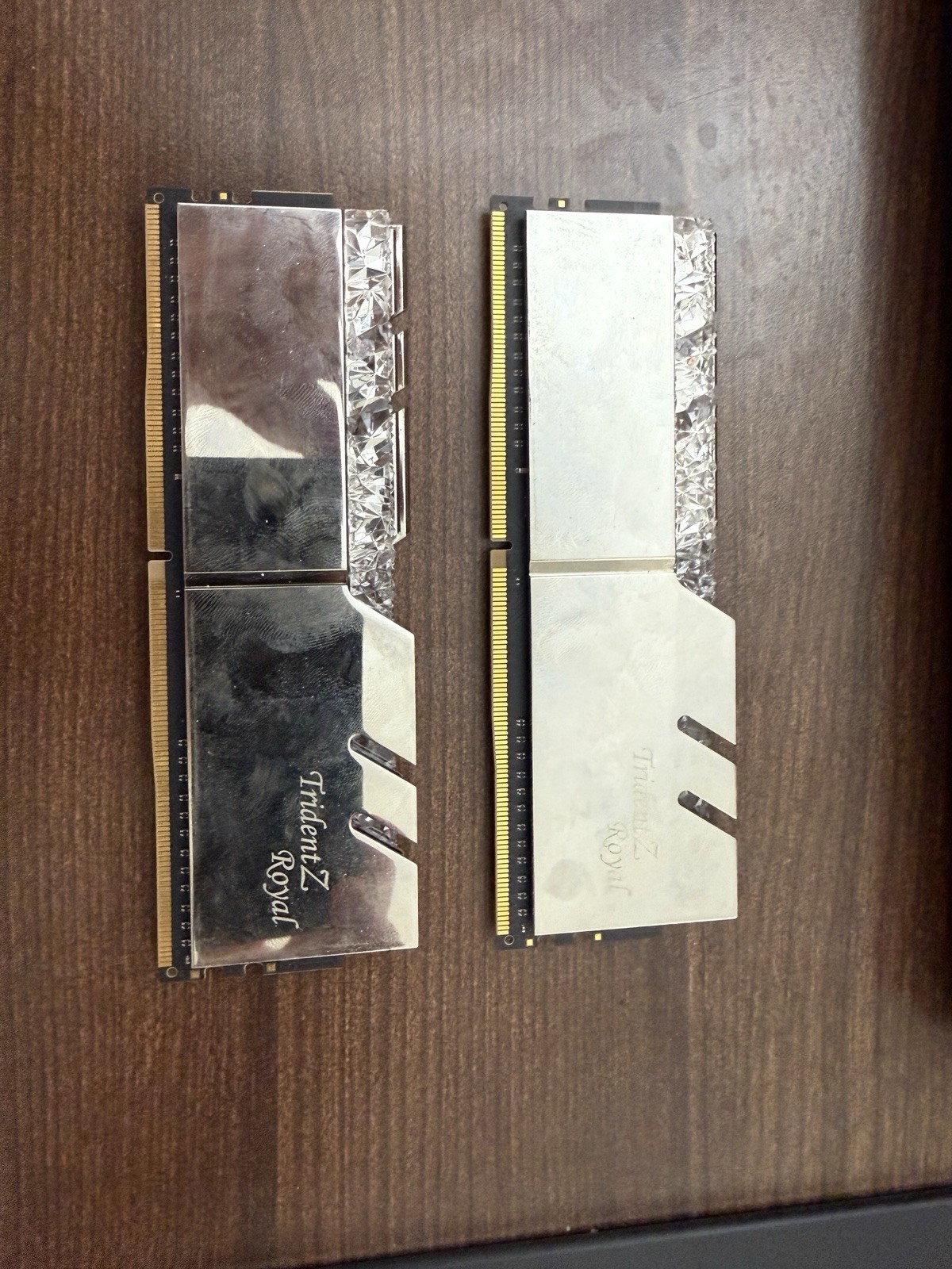 G.Skill Trident Z RGB 16GB (2x8GB) DDR4-4000 CL15 Samsung B-Die