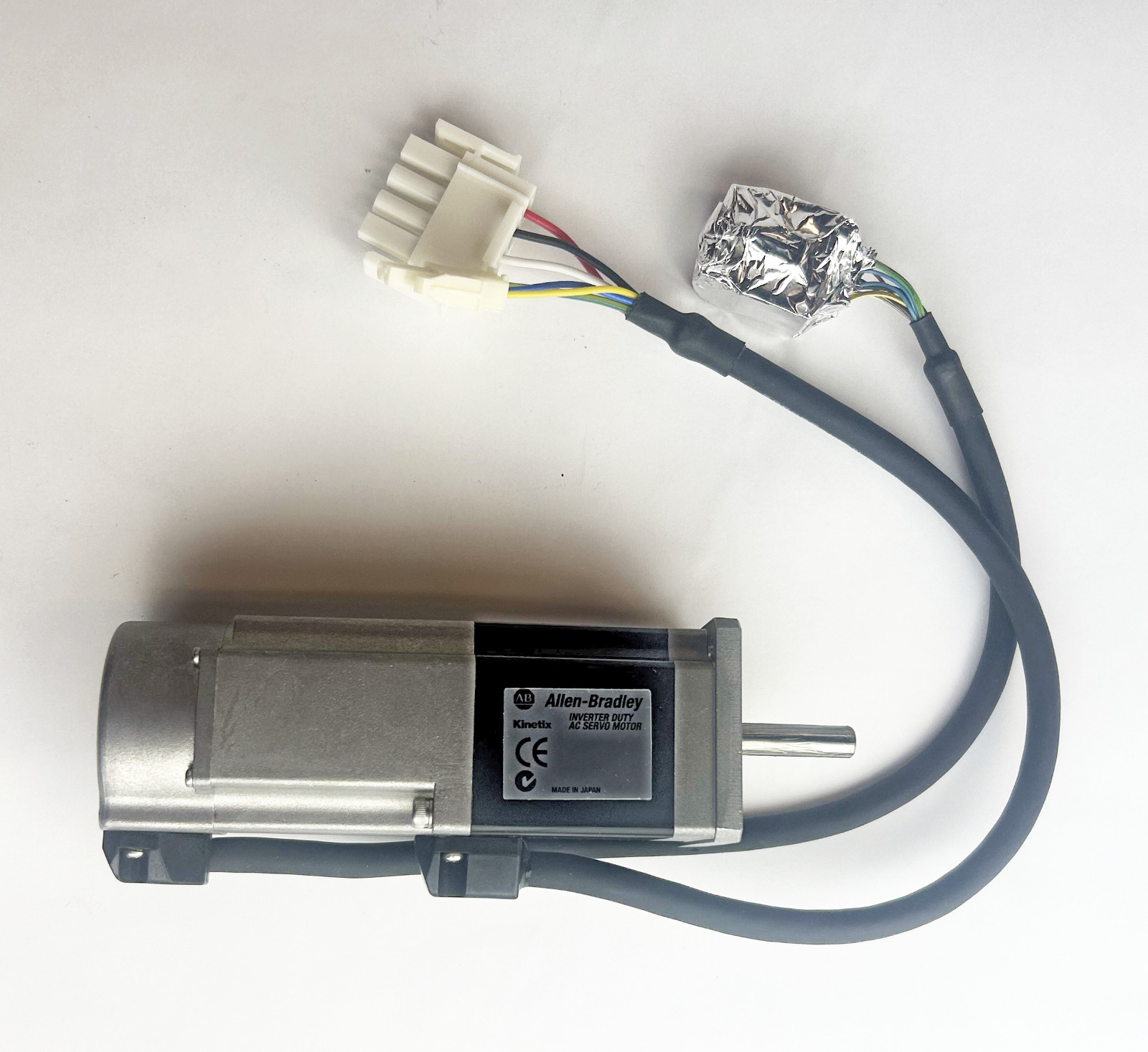NEW TL-SERIES Allen Bradley SERVO MOTOR TL-A130P-HK34AN 24VDC S 5000 RPM