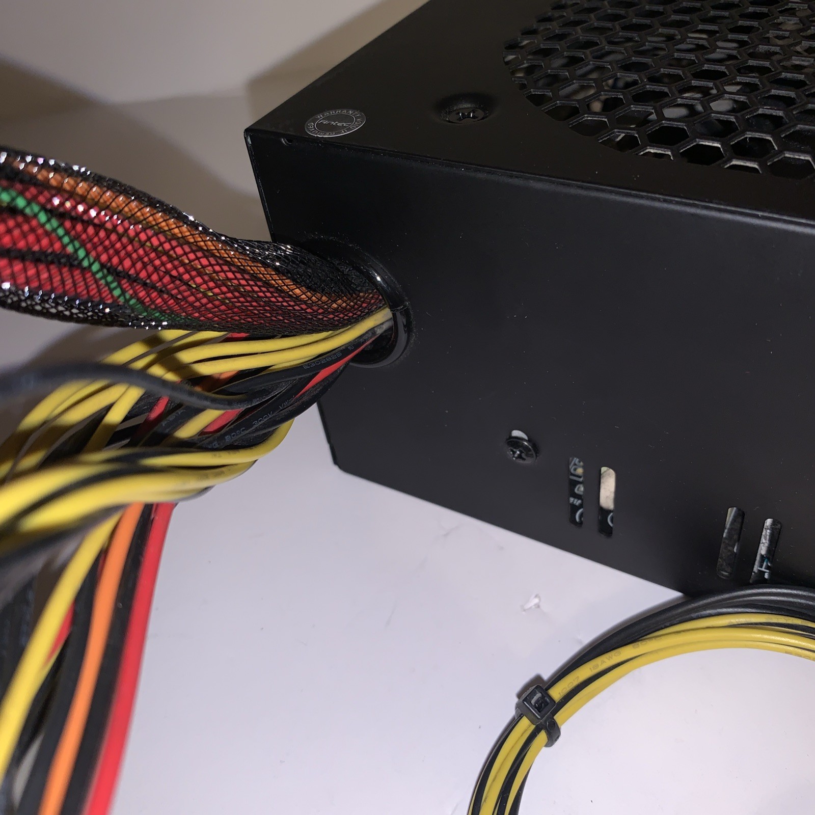 ANTEC Basiq Power Model: VP450 Desktop Computer Tower Power Supply 450W