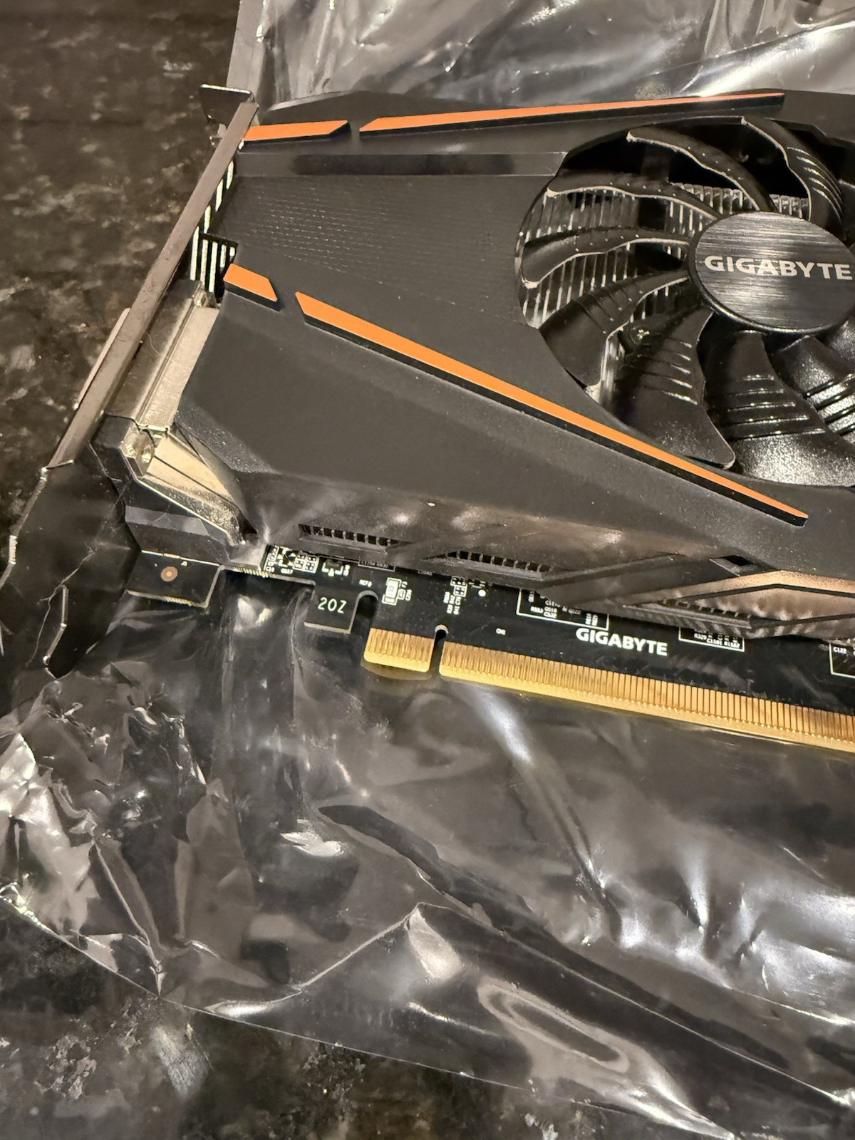 GIGABYTE NVIDIA GeForce GTX 1070 8 GB GDDR5 Graphics Card (GV-N1070WF2OC-8GD)