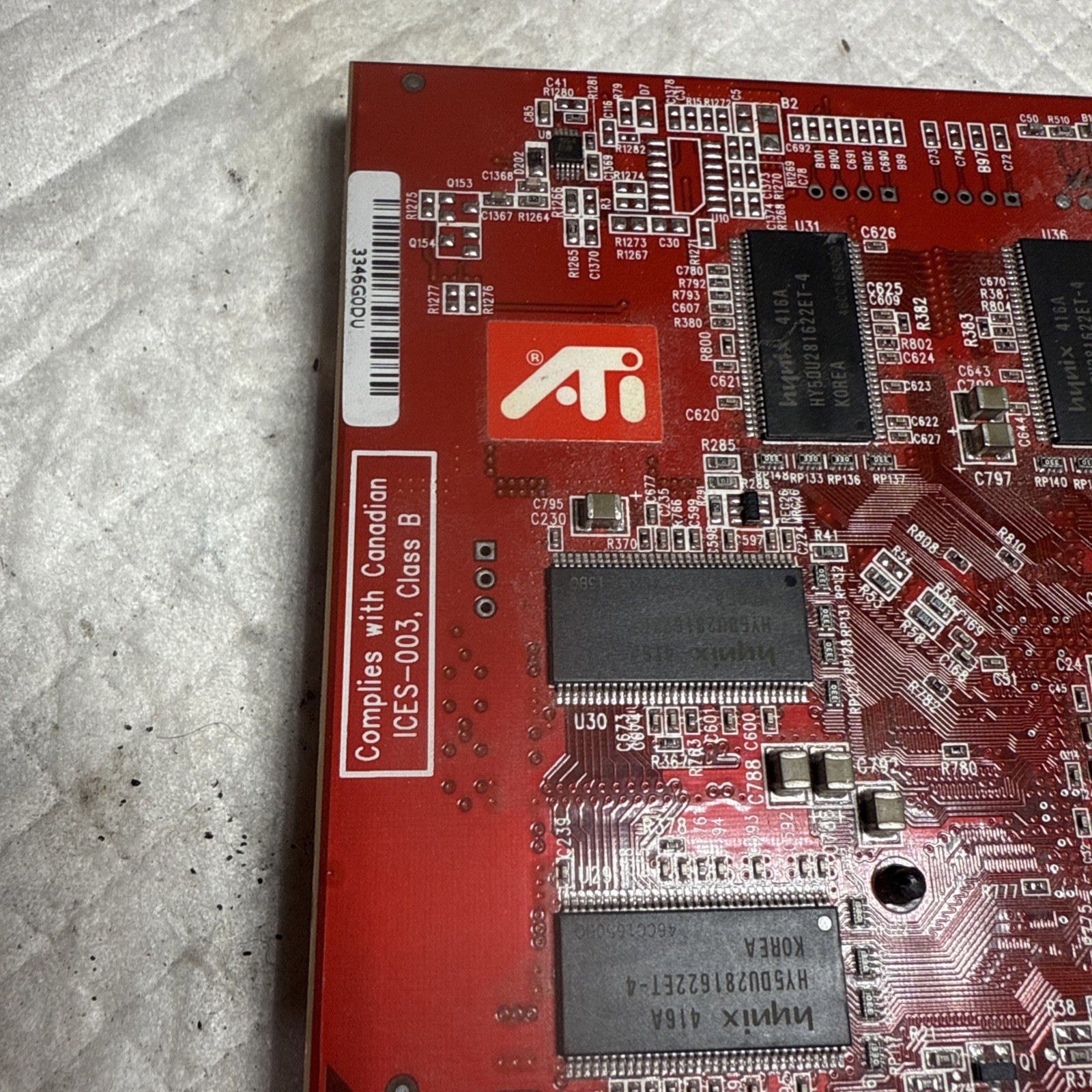 ATI AIW 9600 128M NTSC Video Card WITH display adapter
