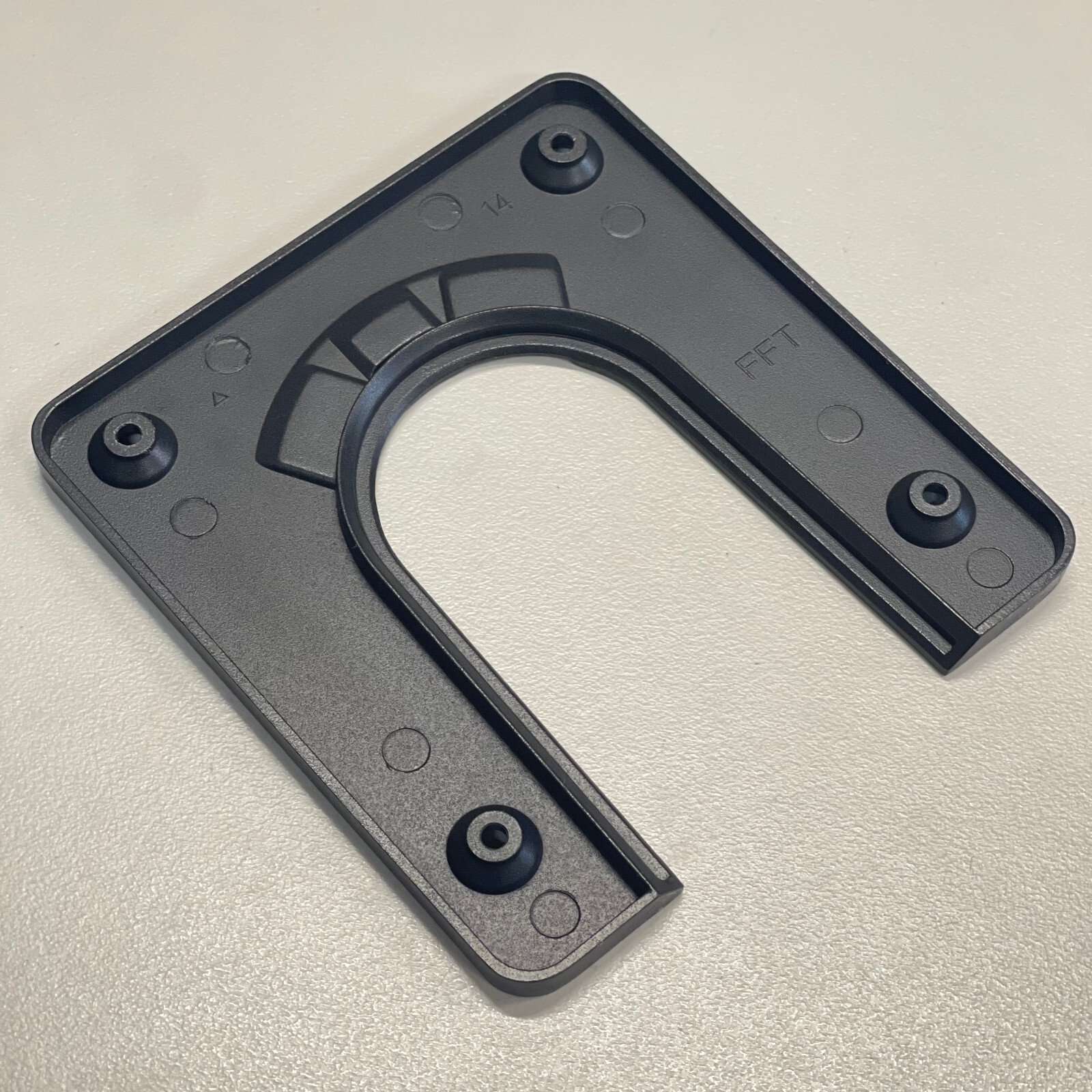 HP Thin Client Quick Release 100mm x 100mm VESA Monitor Stand Mounting Bracket
