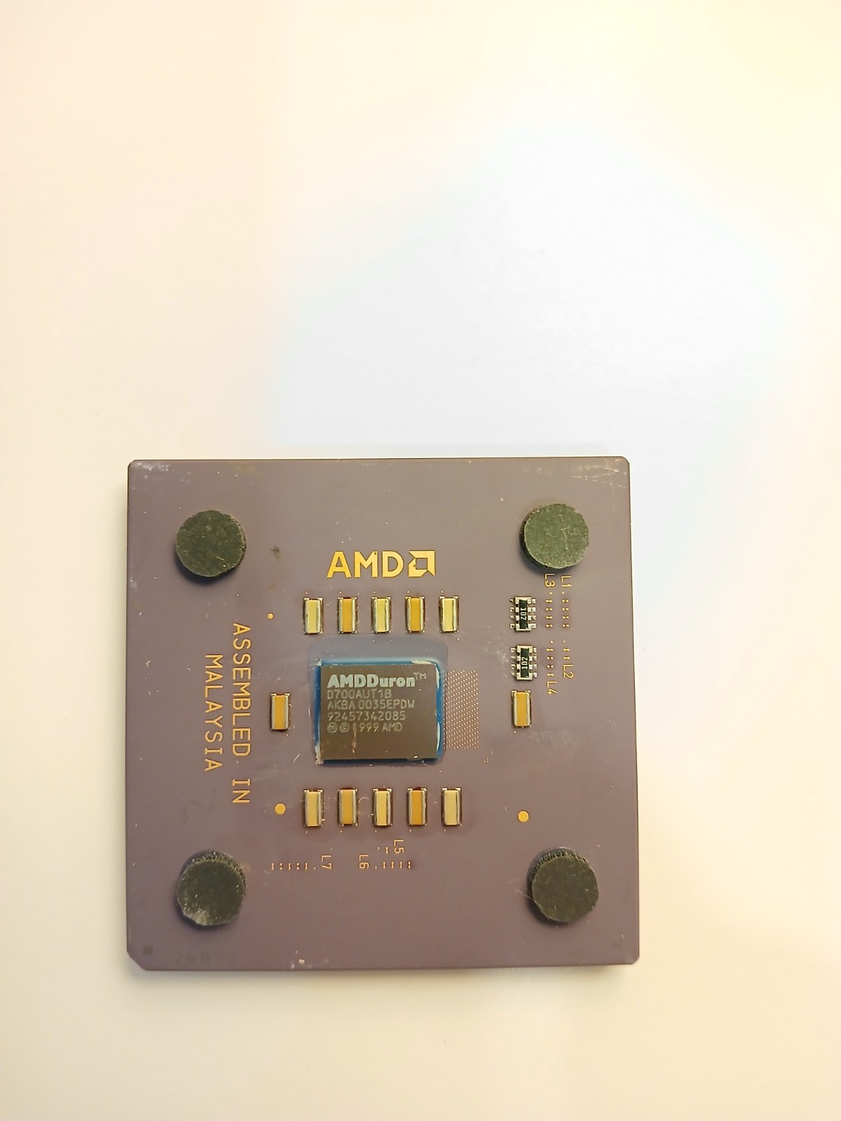 Vintage AMD Duron D700AUT1B Processor