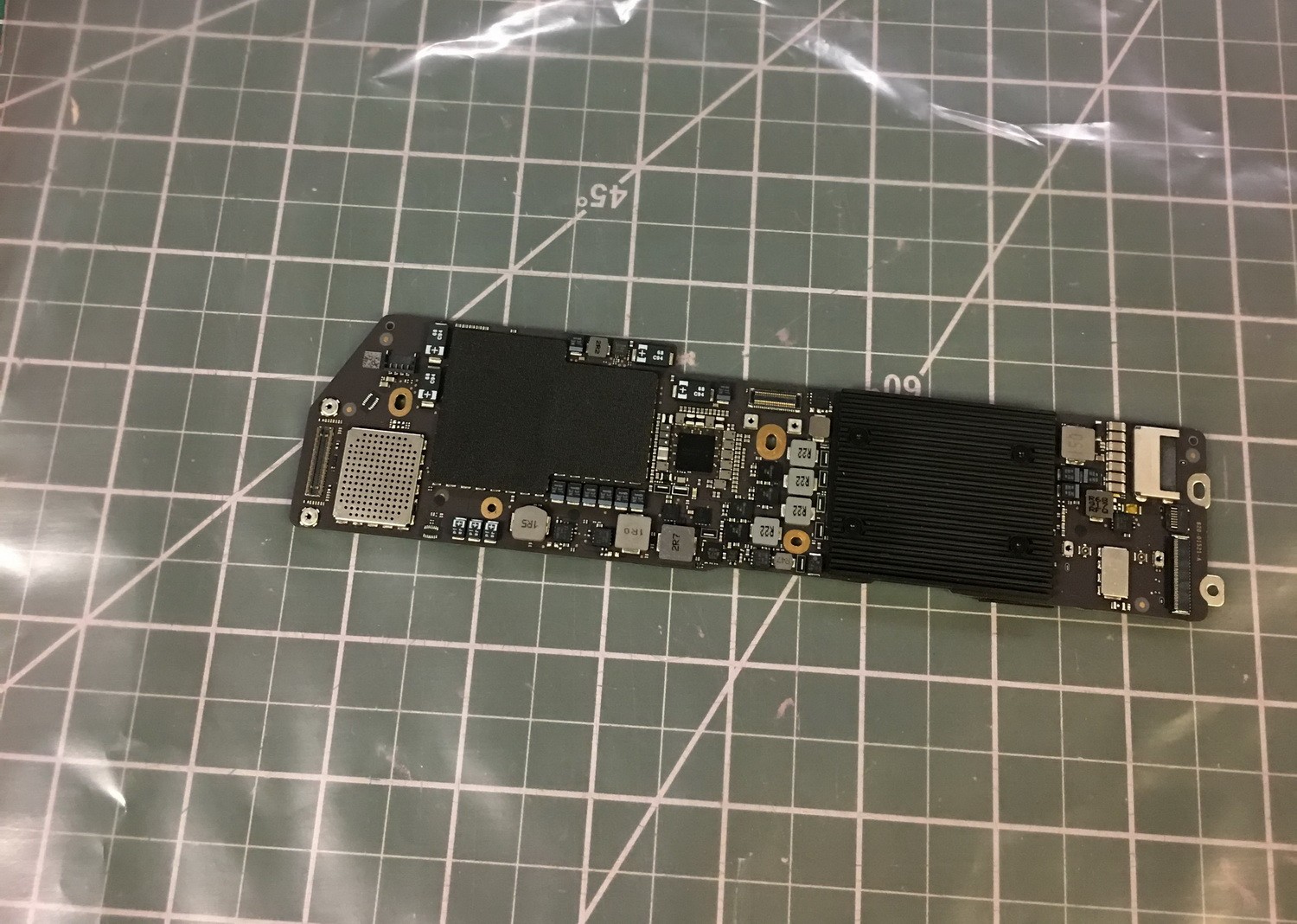 Apple MacBook Air 13″ A1932 2018 I5 1.6Ghz 8GB 128GB Logic Board 820-01521-A