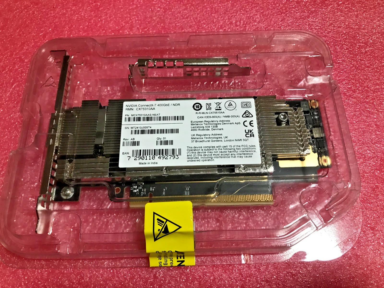 NEW MCX75310AAS-NEAT NVIDIA ConnectX-7 400GbE NDR IB 1-Port OSFP HHHL Adapter