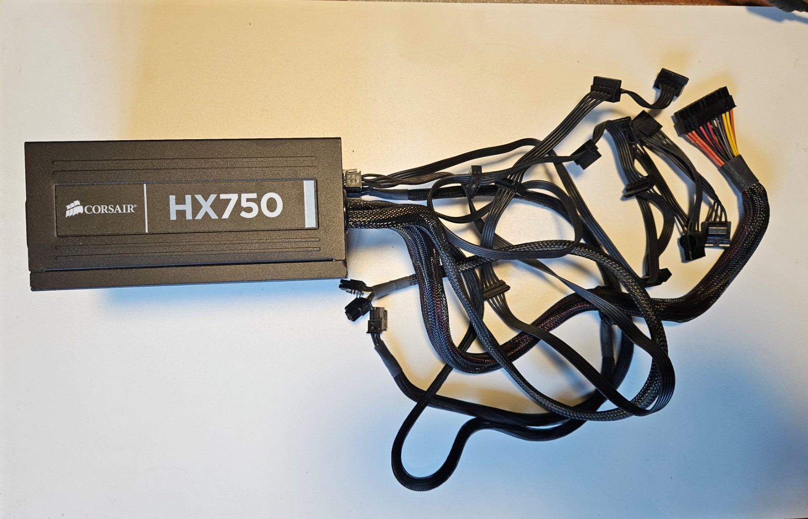 Corsair HX750 750W 80 Plus Platinum AC Power Supply 75-001218 ATX Desktop