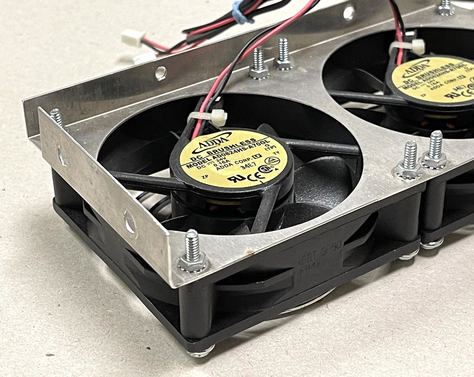 2 on Bracket ADDA AD0824HS-A70GL Brushless Fan DC 24V 80x80x25mm 2 pin