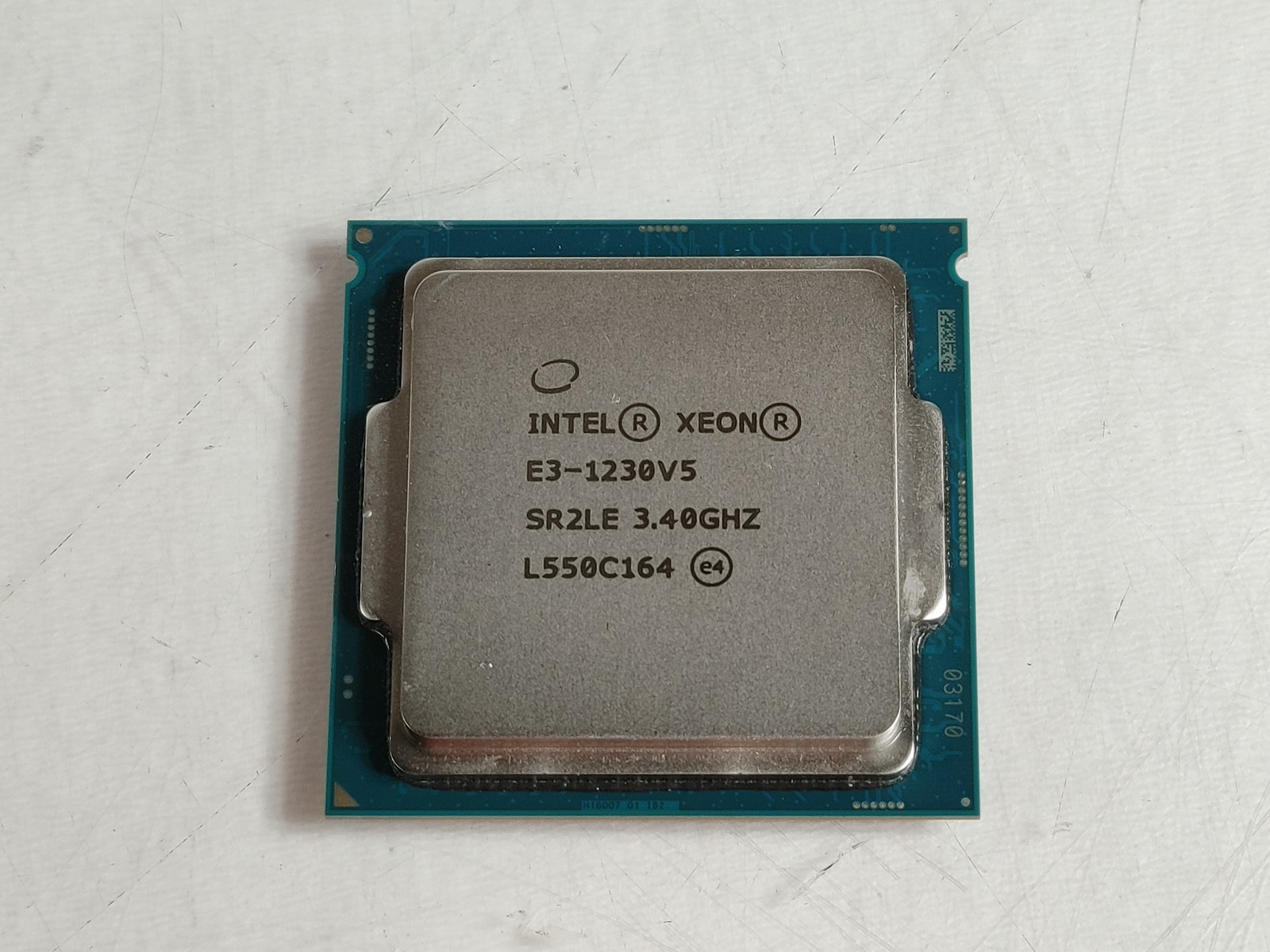 Intel Xeon E3-1230 v5 3.4 GHz LGA 1151 Server CPU Processor SR2LE