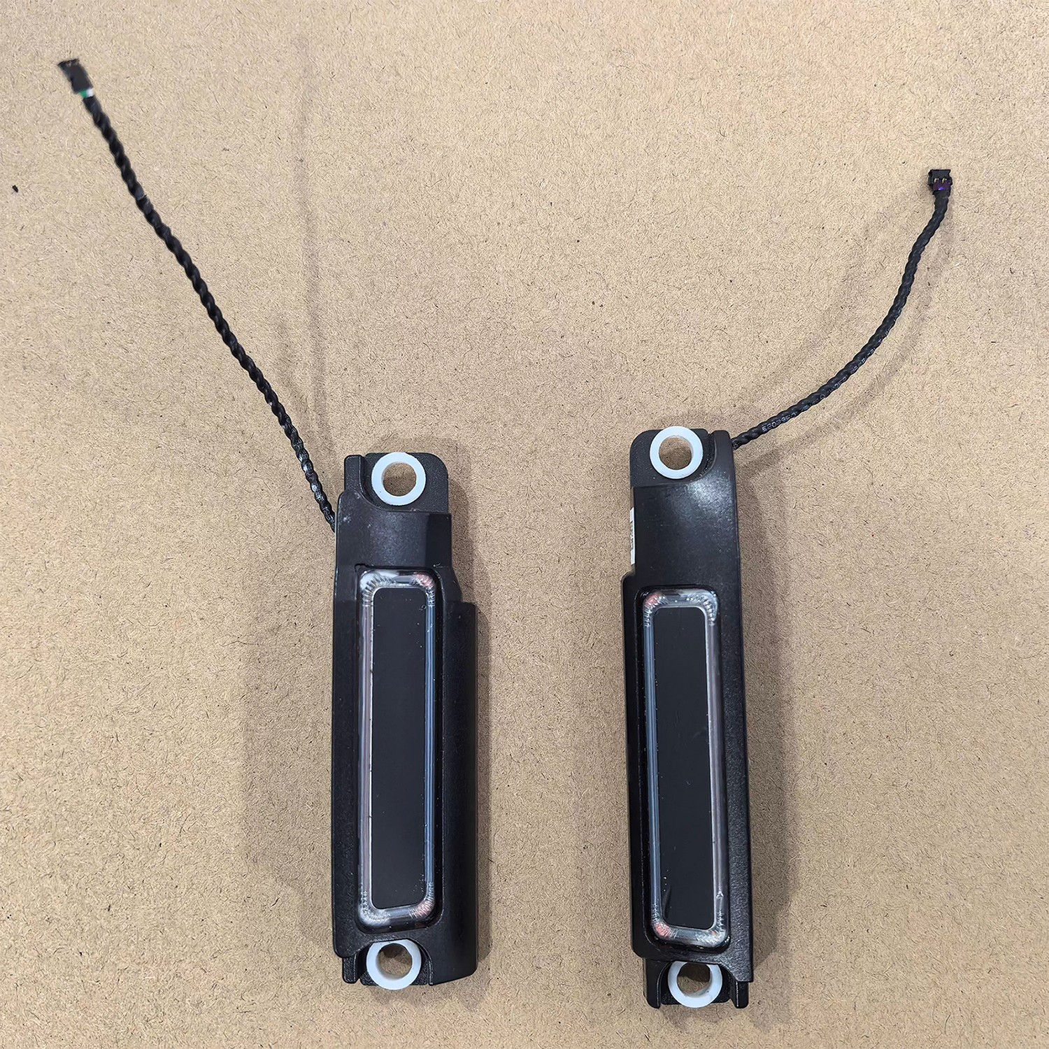 New for HP Zbook Fury 16 G9 G10 Laptop Interna Speaker Kit L+R Vision N19218-001