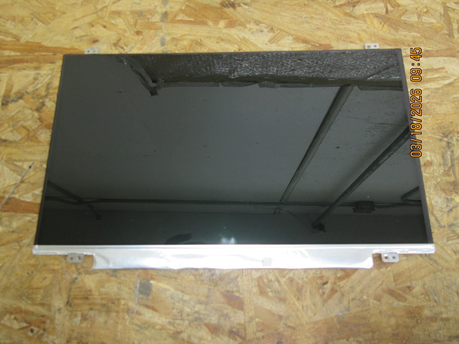 CHIMEI InnoLux Model N140BGE – LB2 REV. C2 DP/N 0T4HC LAPTOP LCD Screen.