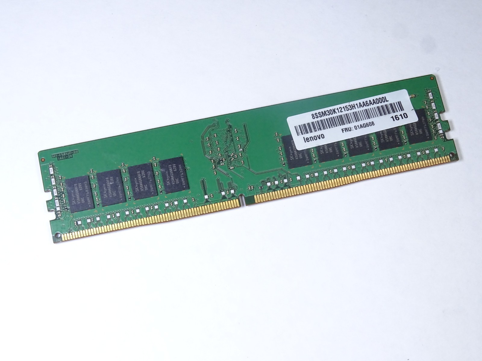 SK hynix 8GB DDR4-2400 PC4-19200 ECC RDIMM Server RAM (HMA41GR7AFR8N-UH)