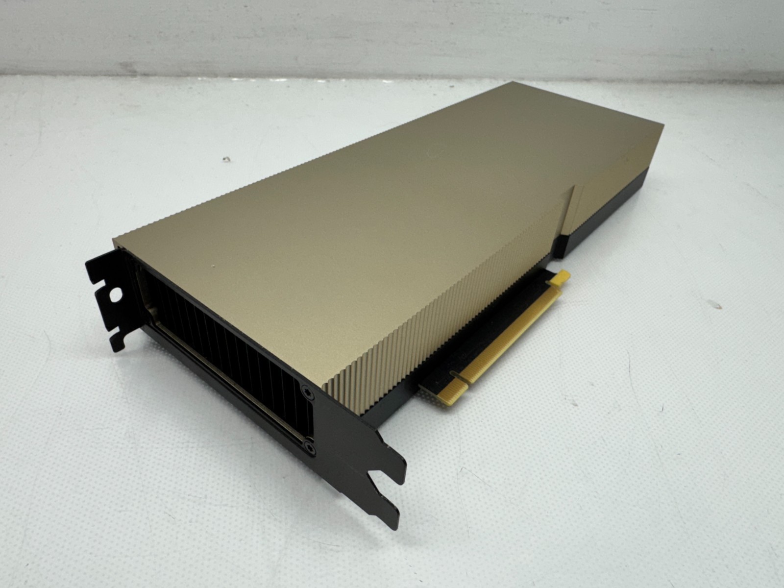 NVIDIA A100 40GB GPU Data Center GPU Tensor Core 699-21001-0200-400 P29094-001