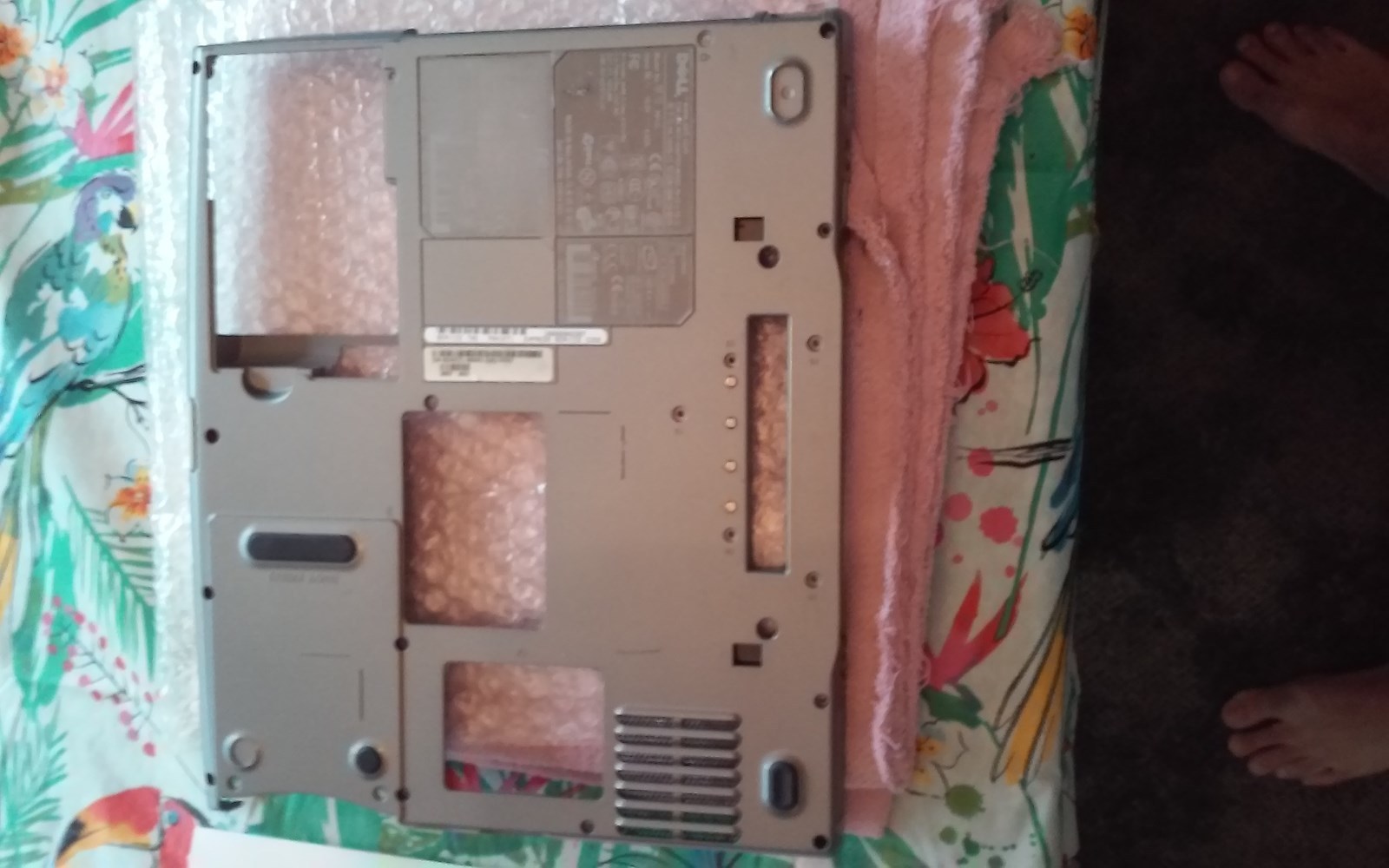 D4560 Dell, Inc LAT D610 BOTTOM PLASTIC