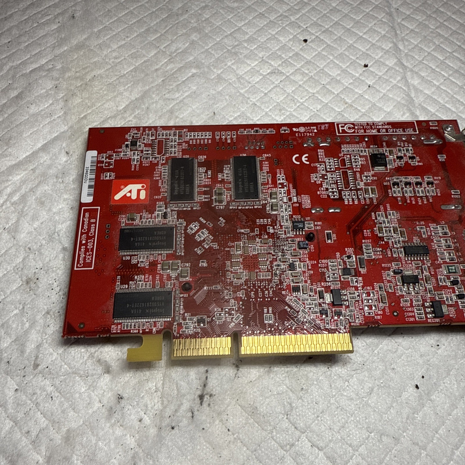 ATI AIW 9600 128M NTSC Video Card WITH display adapter