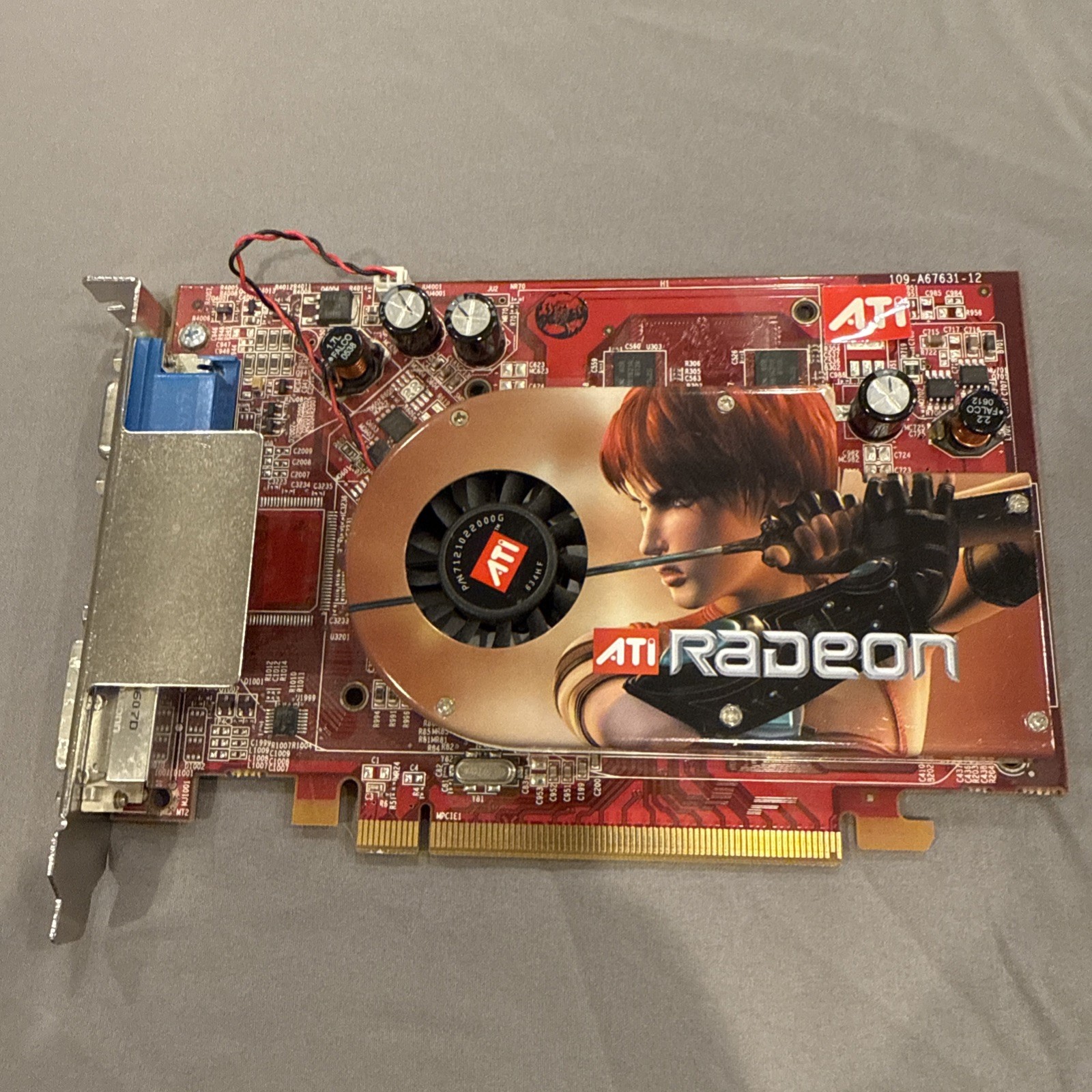 Video Graphics Card ATI Radeon X1300PRO DVI VGA 256 MB DDR2 PCI Express 1.0 x16