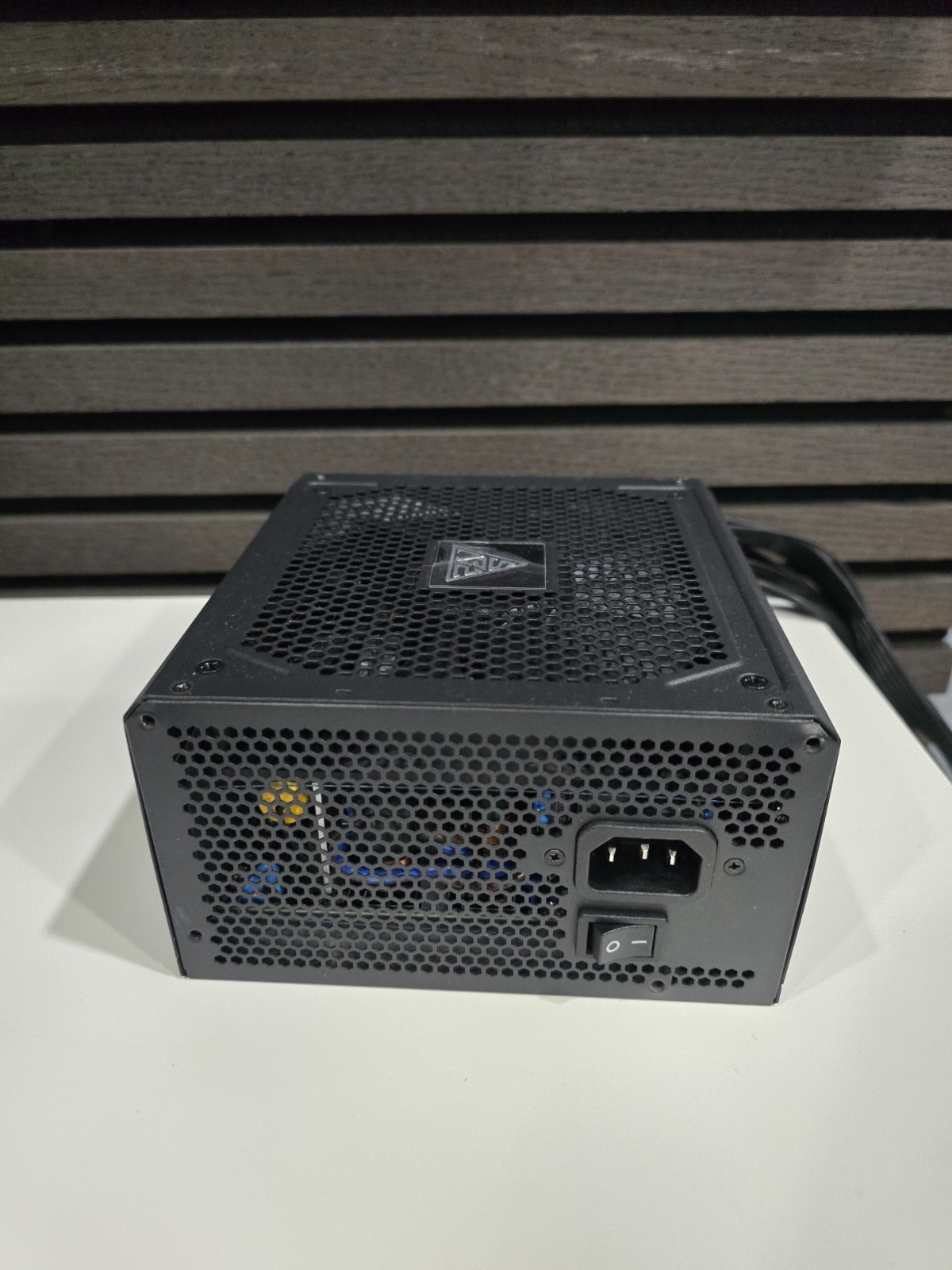 GAMDIAS HELIOS P2-1000G 1000W 80+ Gold Fully Modular Power Supply Tested