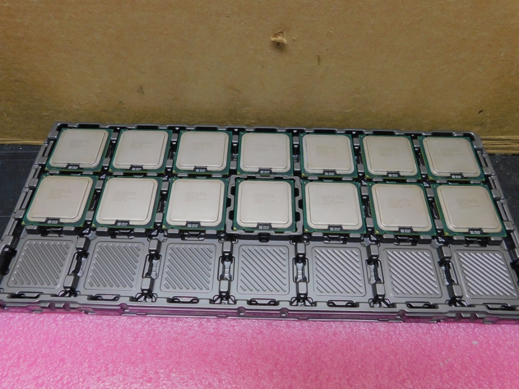 (14) Intel Core2 Quad CPU Q9500 — SLGZ4 — 2.83GHz/6M/1333 — Lot of 14