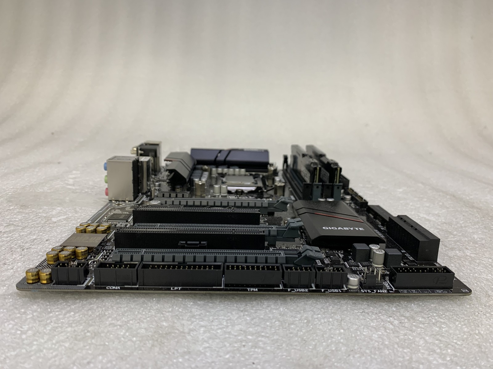 Gigabyte GA-Z170XP-SLI ATX Motherboard Core i5-6600K 3.5GHz 16GB DDR4 RAM